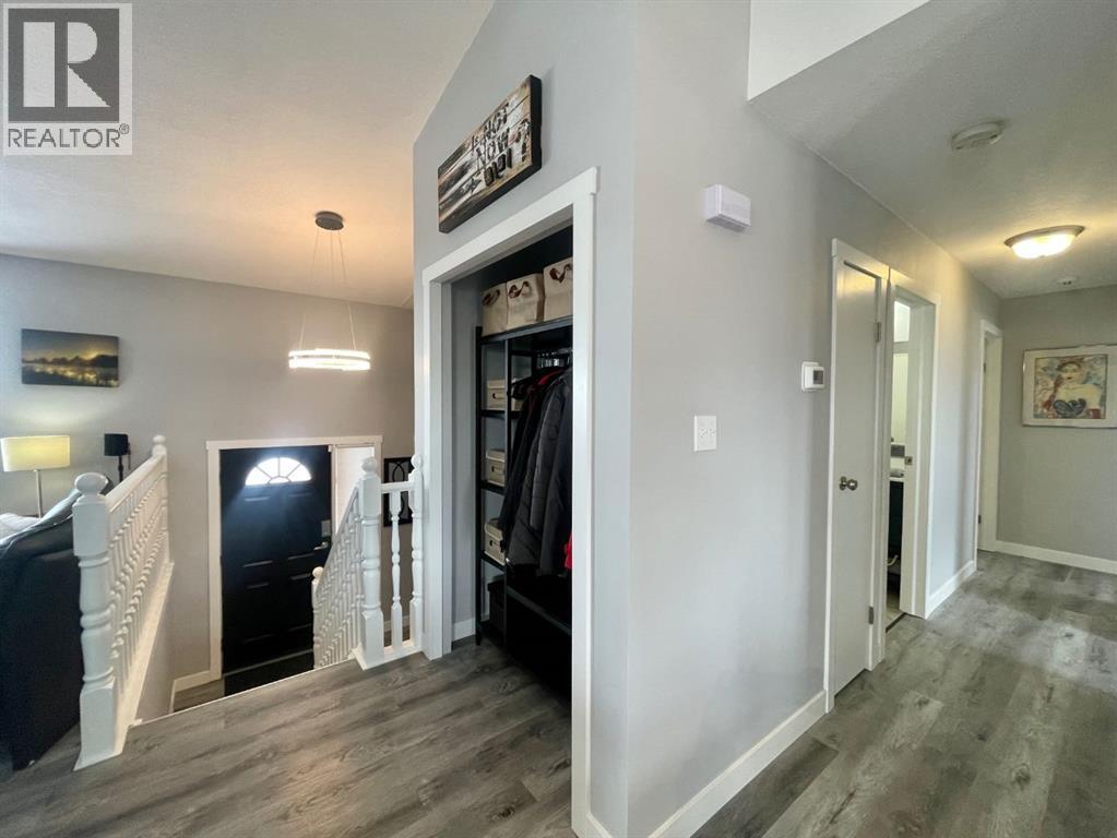 5906 12 Avenue, Edson, Alberta  T7E 1J1 - Photo 10 - A2297374