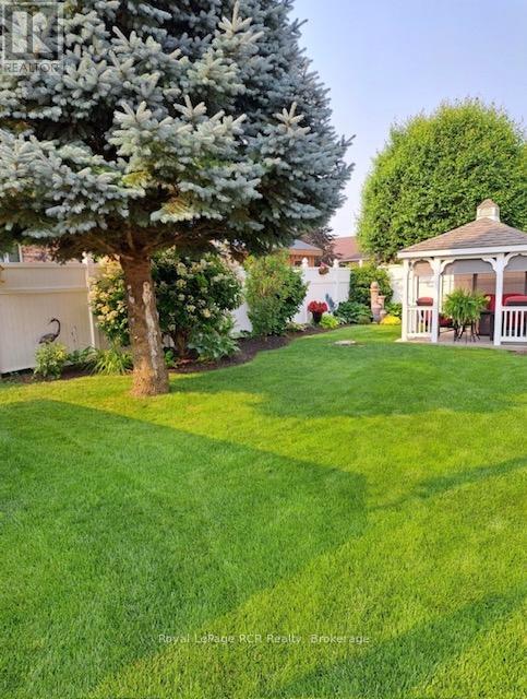 393 1st Street S, Hanover, Ontario  N4N 3T8 - Photo 34 - X12900482