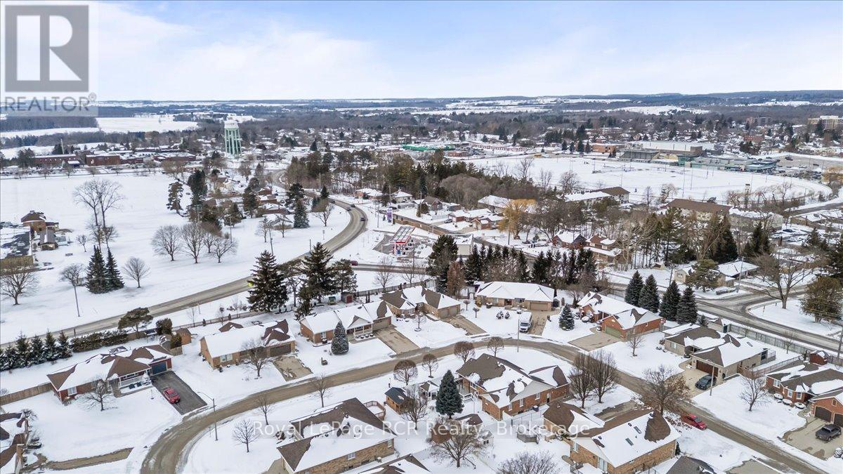 393 1st Street S, Hanover, Ontario  N4N 3T8 - Photo 44 - X12900482