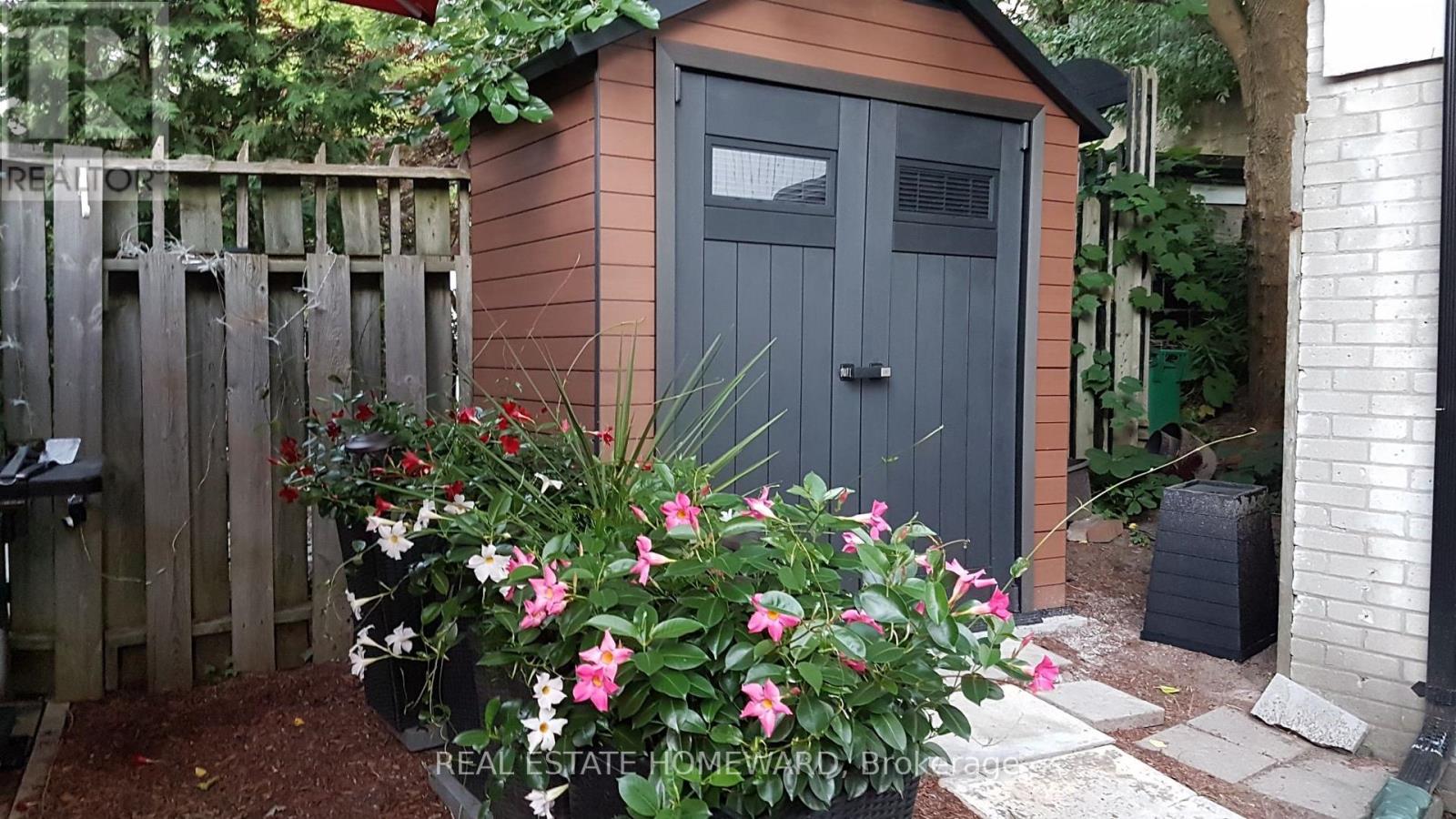 Main Floor - 21 Love Crescent, Toronto, Ontario  M4E 1V6 - Photo 35 - E12825162