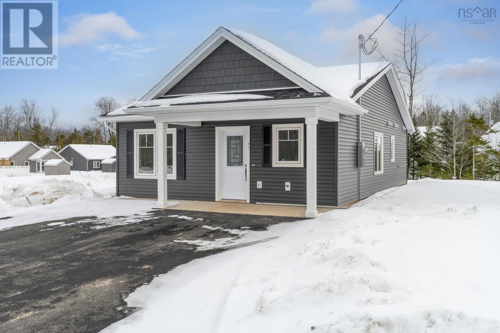 41 Amelia Avenue, Stewiacke, Nova Scotia  B0N 2J0 - Photo 3 - 202529143