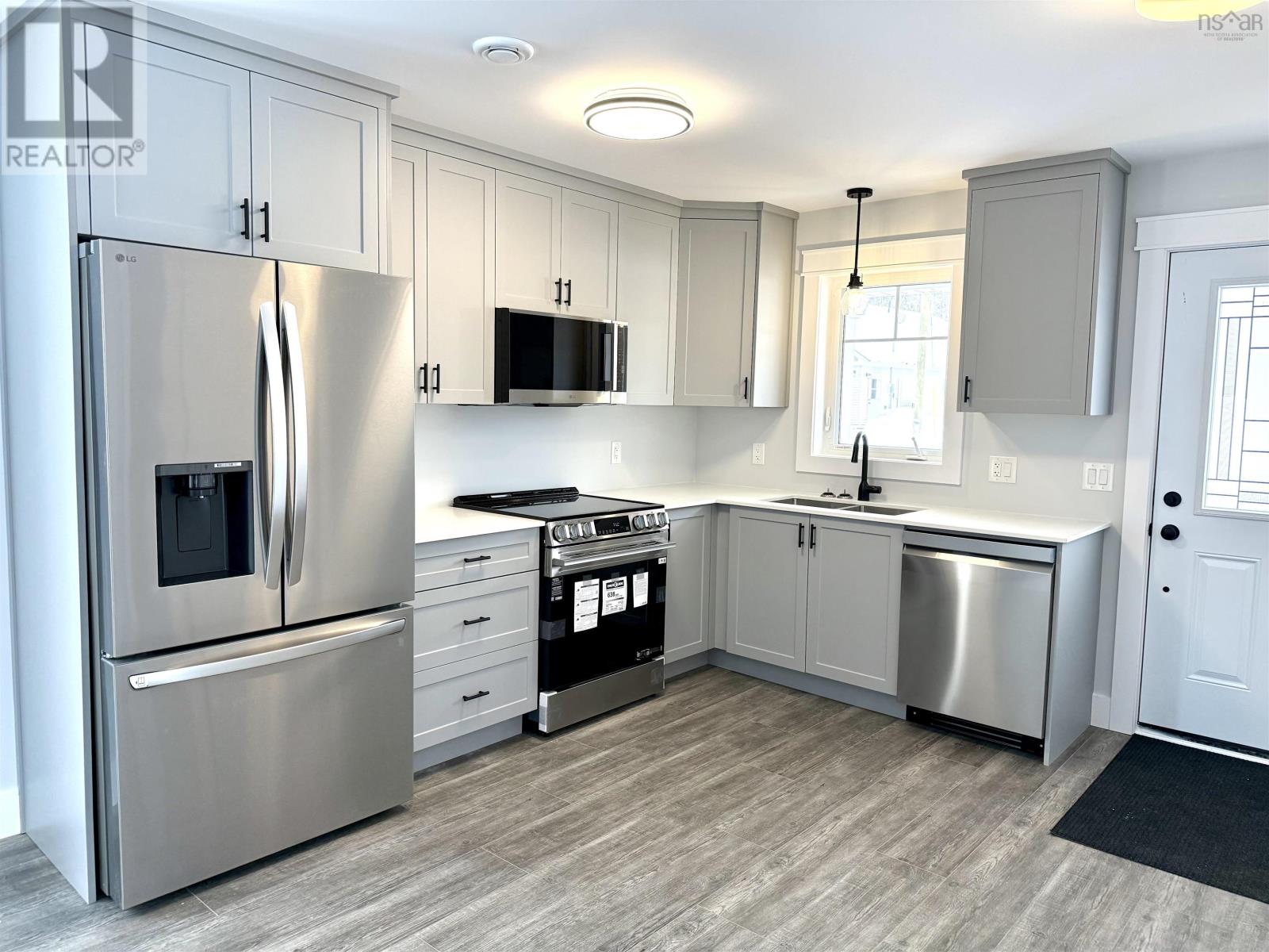 41 Amelia Avenue, Stewiacke, Nova Scotia  B0N 2J0 - Photo 9 - 202529143