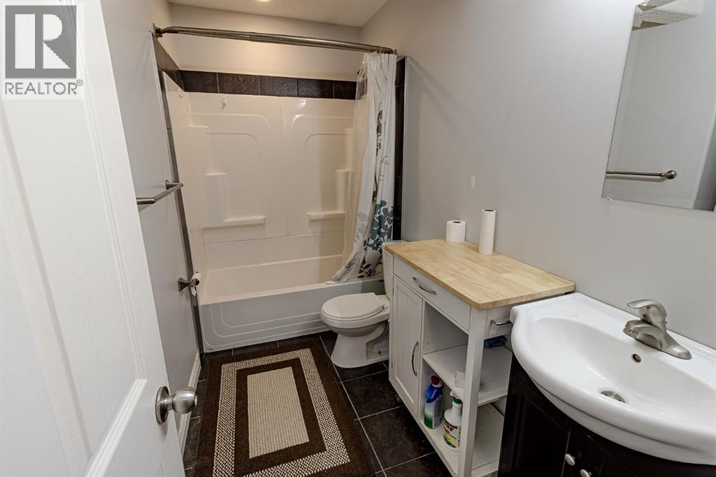 207 Loutit Road, Fort Mcmurray, Alberta  T9K 0L6 - Photo 33 - A2274333