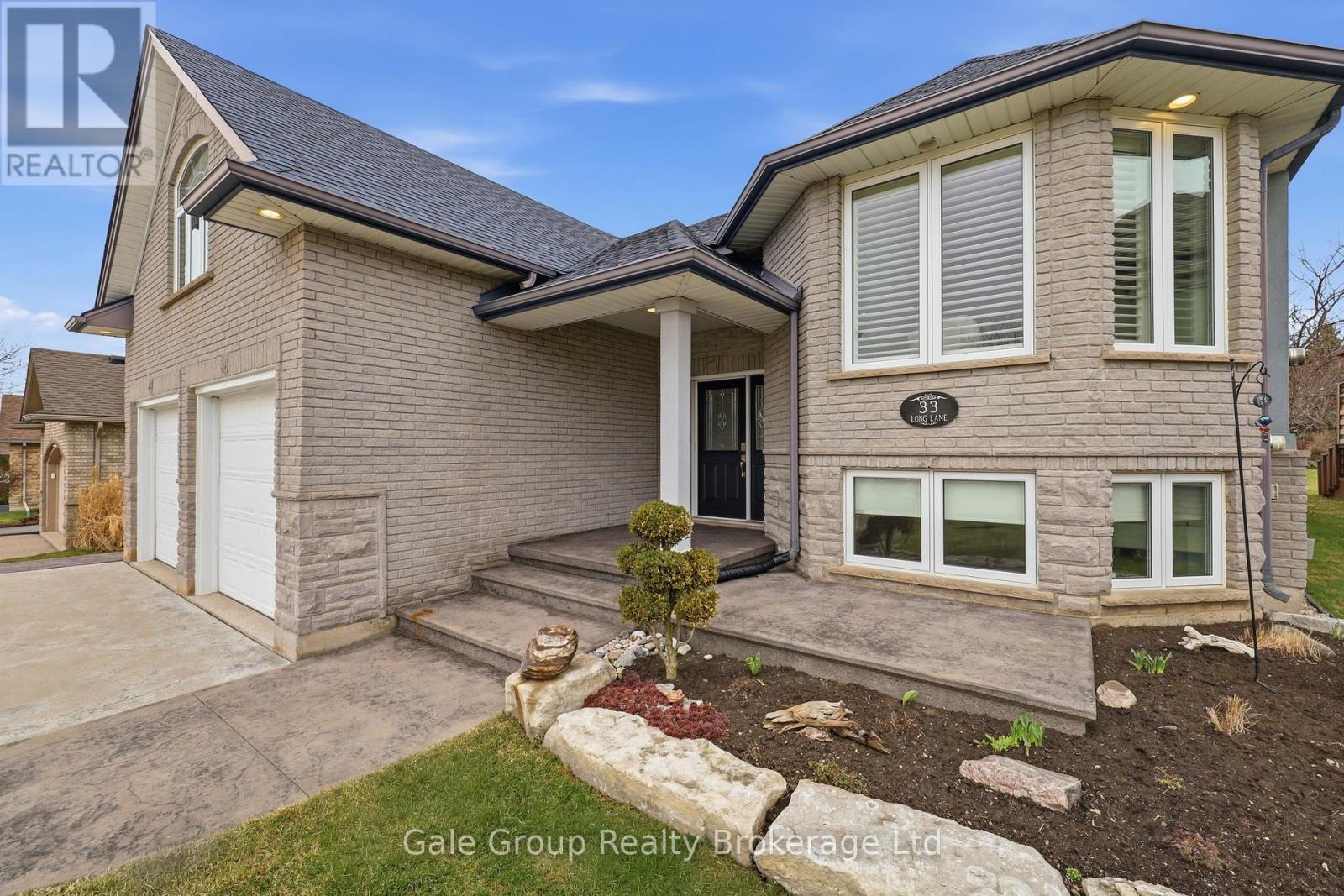 33 Long Lane, Brant, Ontario  N3L 4E9 - Photo 3 - X12955224