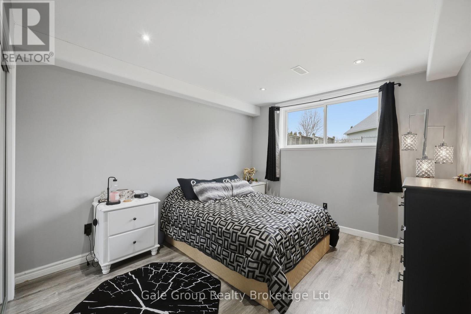 33 Long Lane, Brant, Ontario  N3L 4E9 - Photo 39 - X12955224