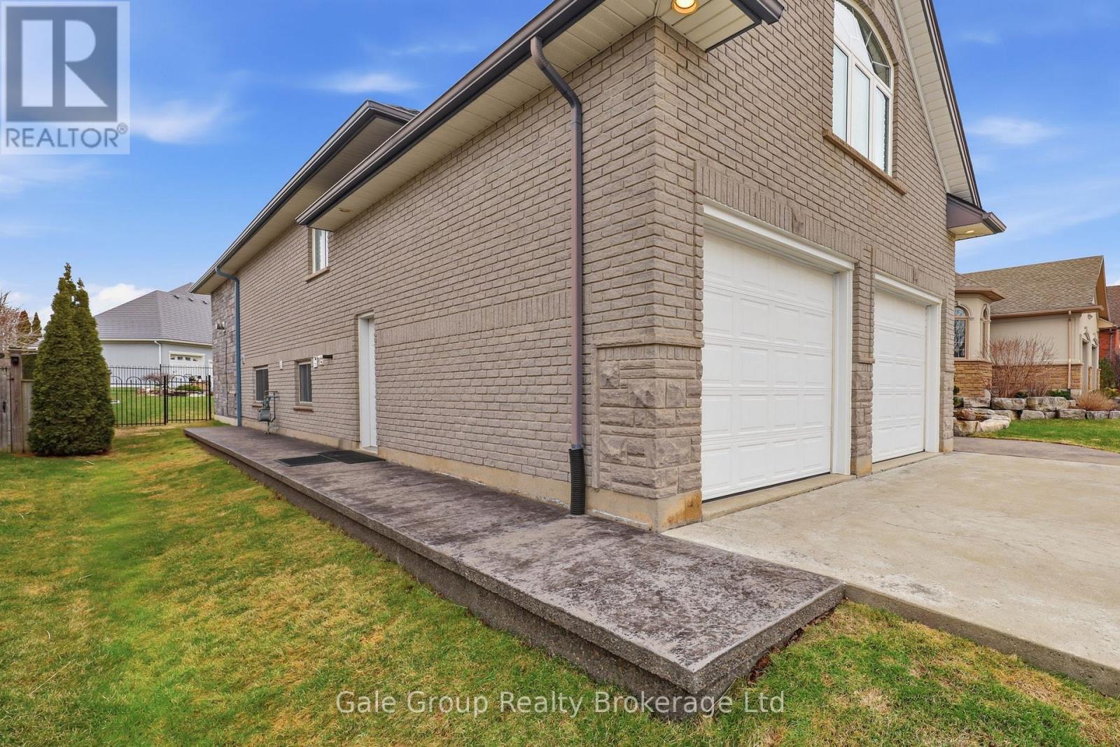 33 Long Lane, Brant, Ontario  N3L 4E9 - Photo 41 - X12955224