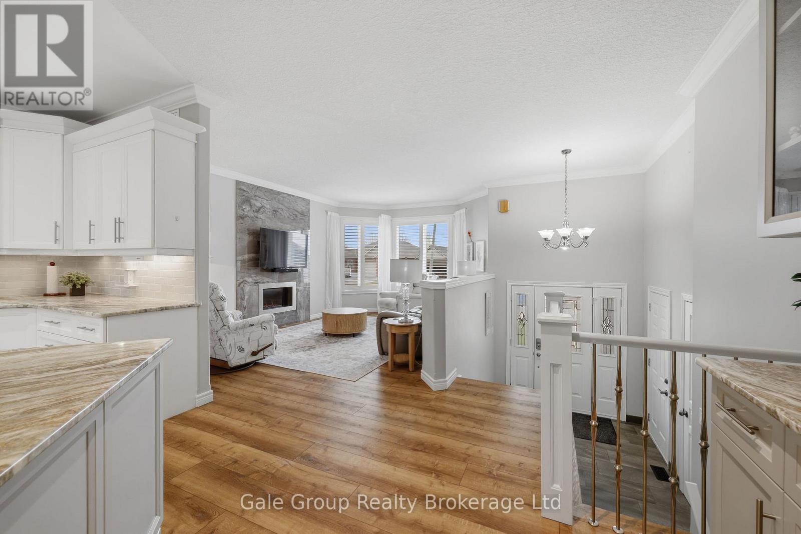 33 Long Lane, Brant, Ontario  N3L 4E9 - Photo 6 - X12955224