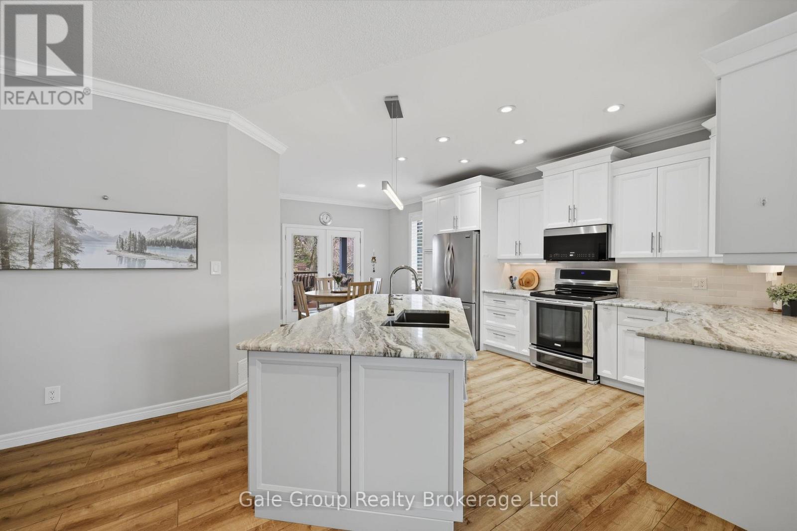 33 Long Lane, Brant, Ontario  N3L 4E9 - Photo 7 - X12955224