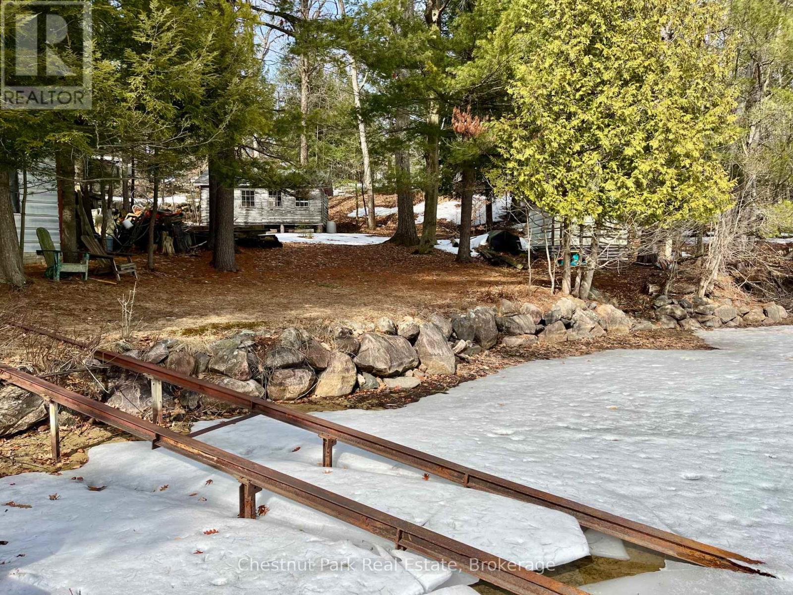 34 Harris Street, Muskoka Lakes, Ontario  P0B 1J0 - Photo 10 - X12955158