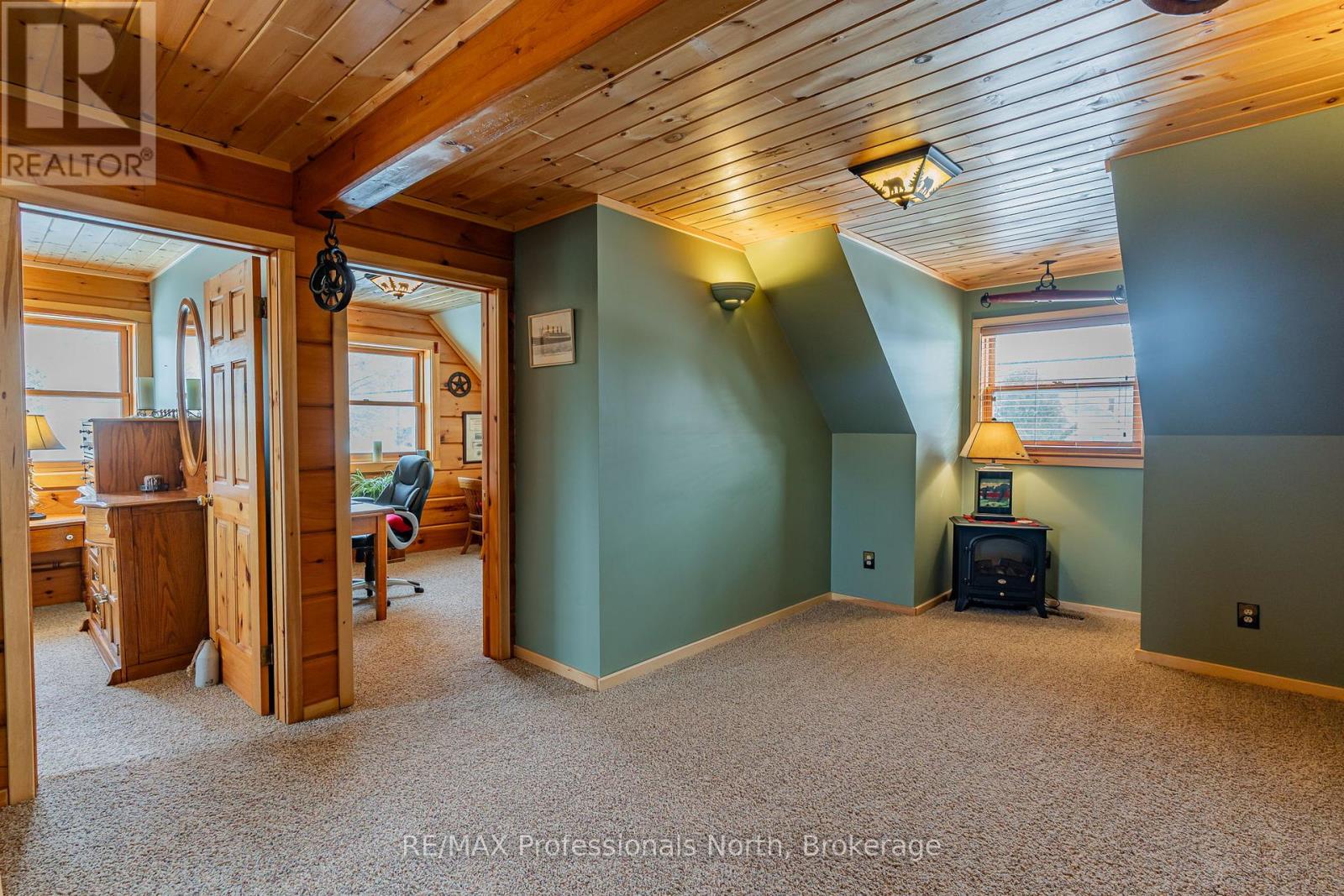 1141 Kennisis Lake Road, Dysart Et Al (Guilford), Ontario  K0M 1S0 - Photo 37 - X12955190