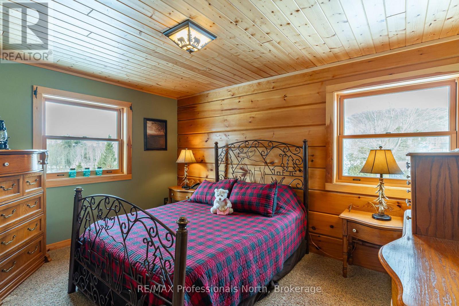 1141 Kennisis Lake Road, Dysart Et Al (Guilford), Ontario  K0M 1S0 - Photo 40 - X12955190