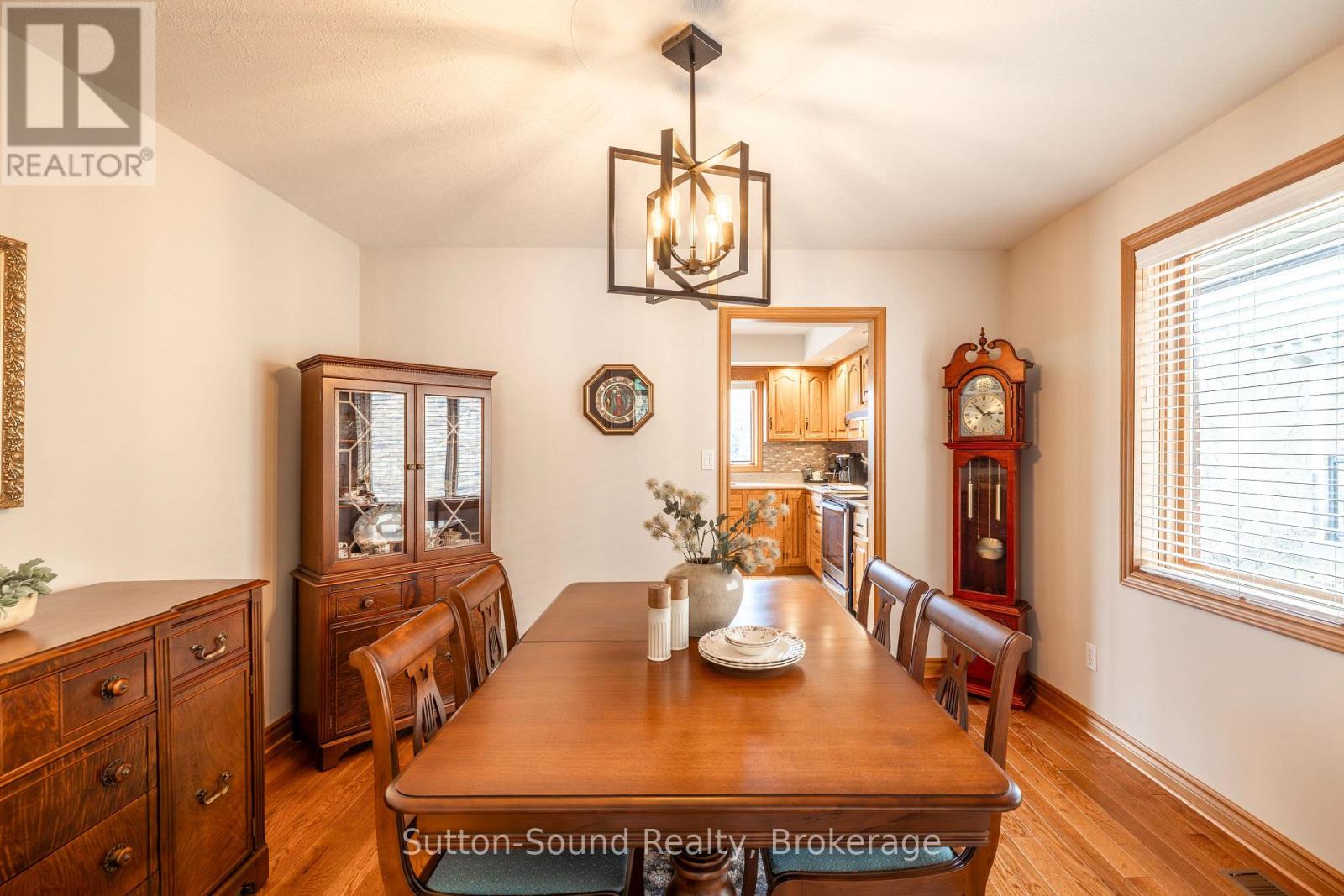 735 15th A Street W, Owen Sound, Ontario  N4K 6V7 - Photo 11 - X12955256