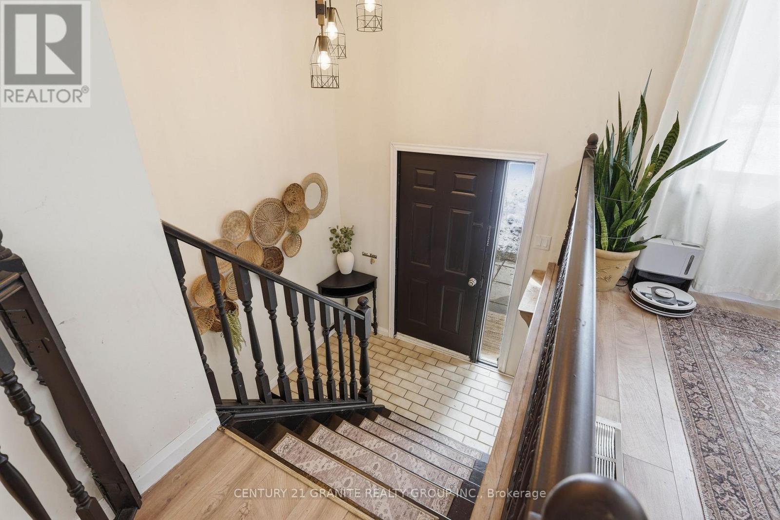 28 Pine Ridge Road, Bancroft, Ontario  K0L 1C0 - Photo 17 - X12955170