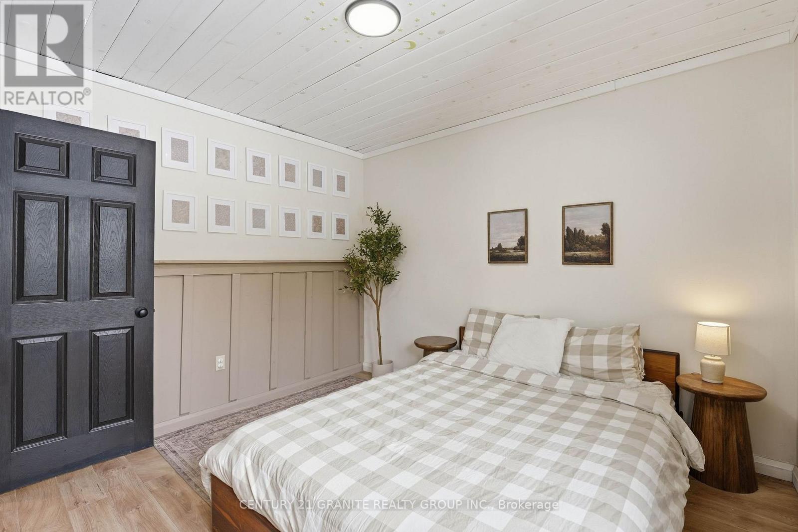 28 Pine Ridge Road, Bancroft, Ontario  K0L 1C0 - Photo 23 - X12955170