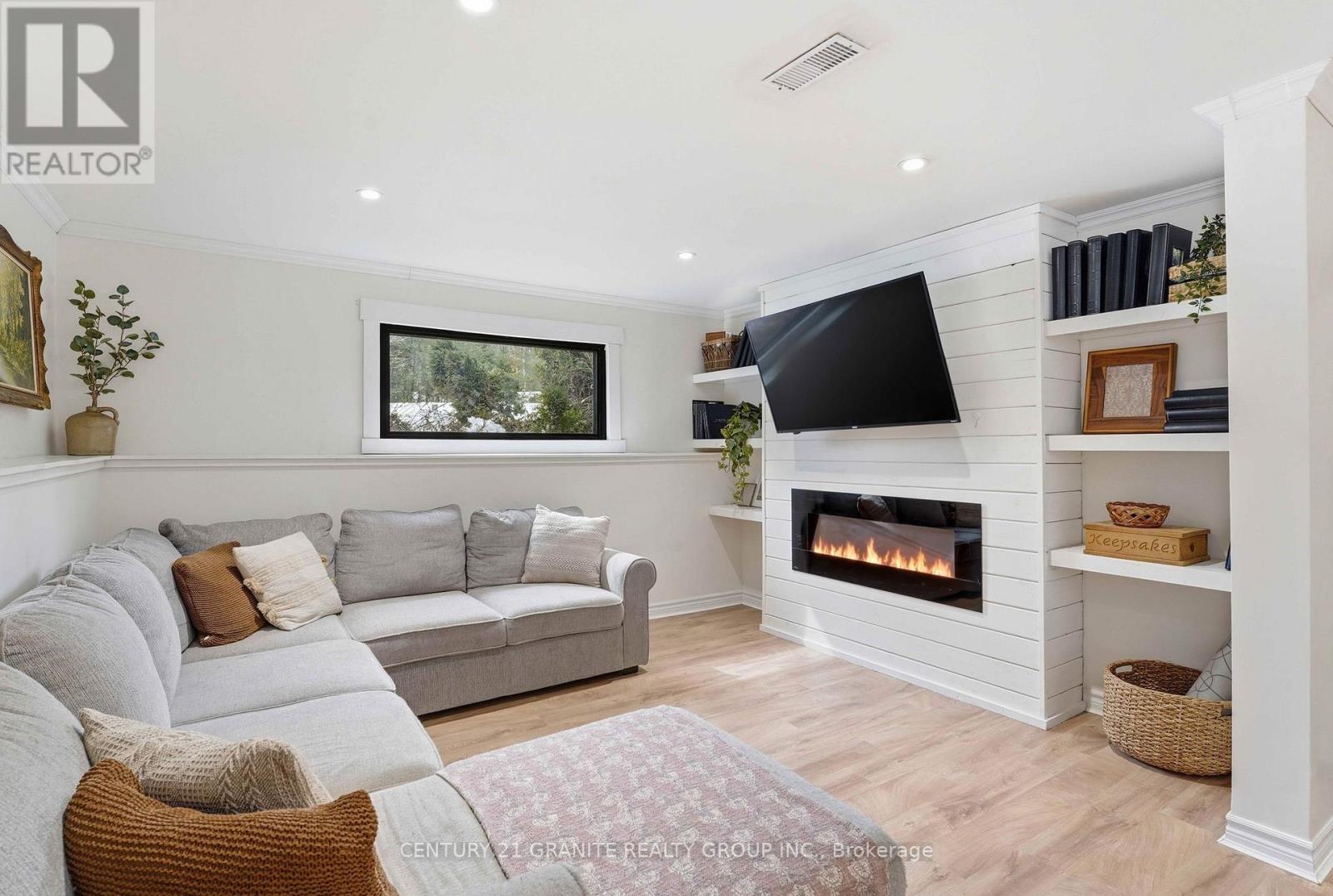 28 Pine Ridge Road, Bancroft, Ontario  K0L 1C0 - Photo 31 - X12955170