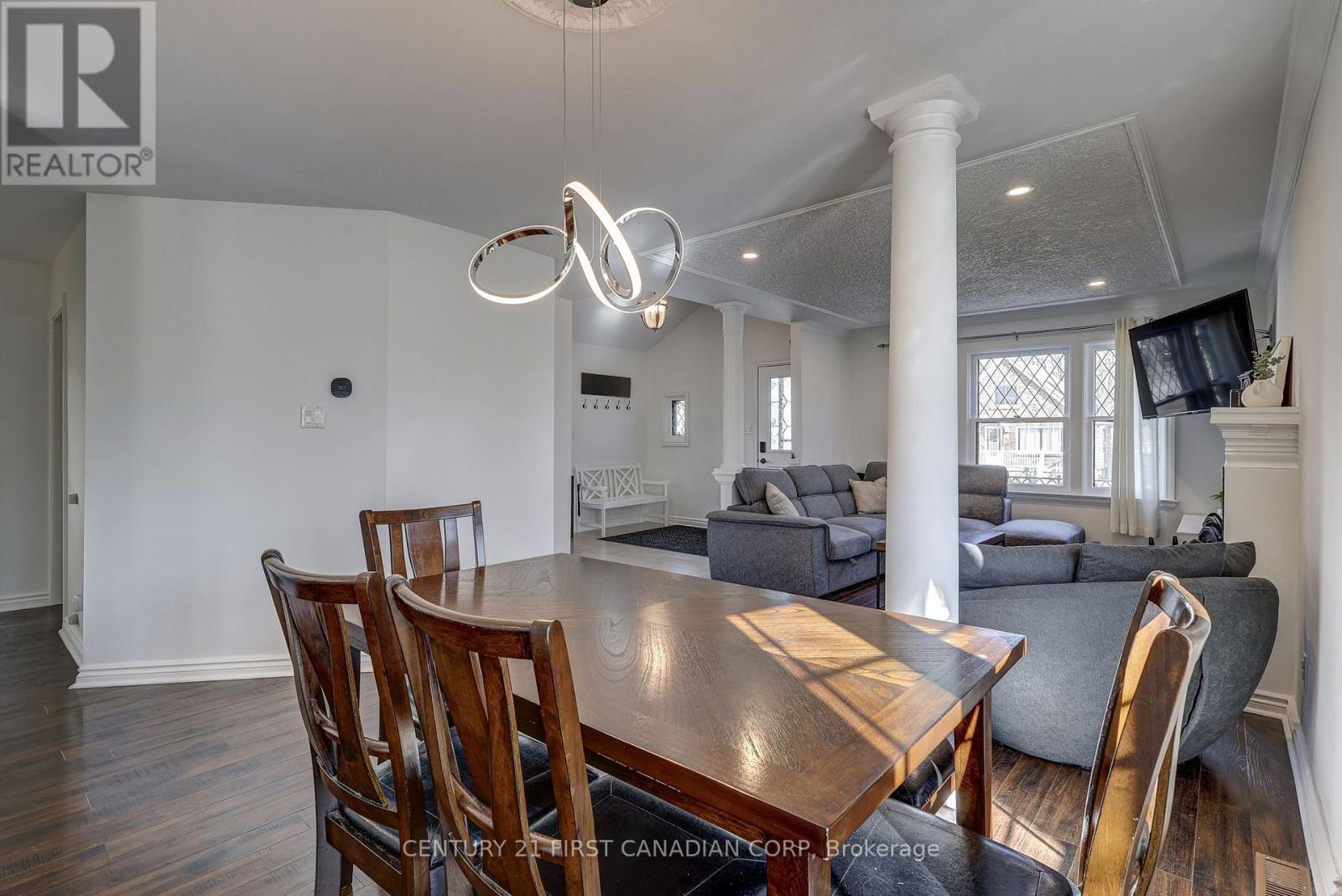 691 Emery Street E, London South, Ontario  N6C 2G3 - Photo 16 - X12955198