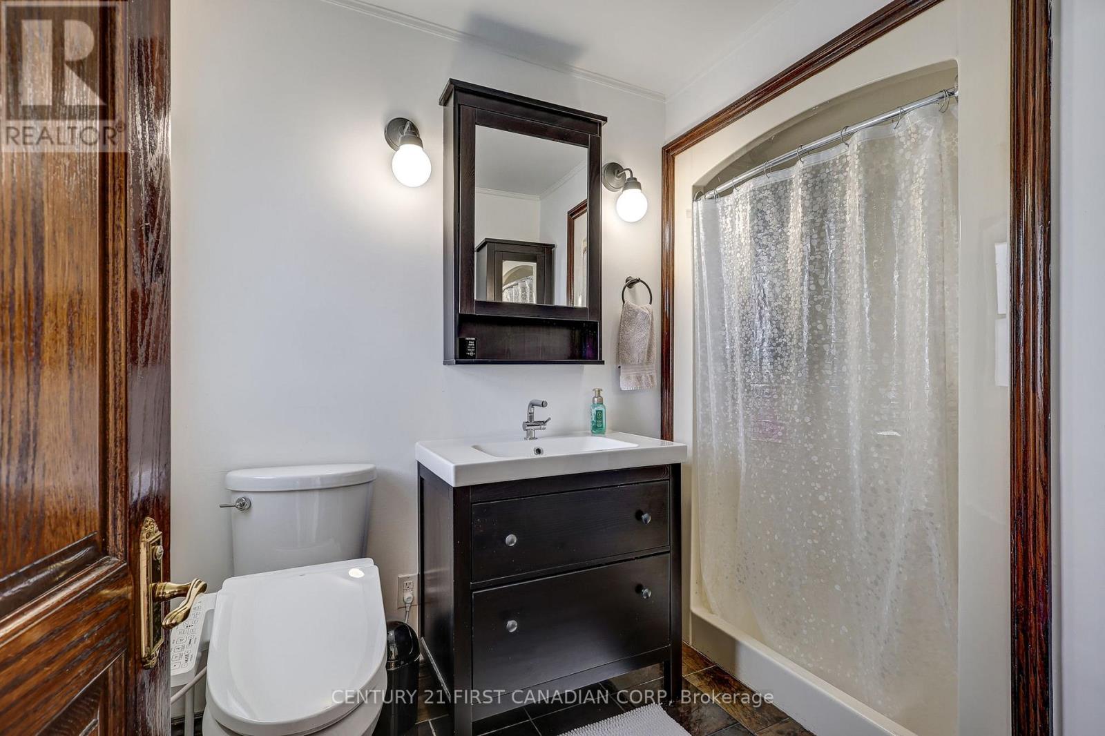 691 Emery Street E, London South, Ontario  N6C 2G3 - Photo 25 - X12955198