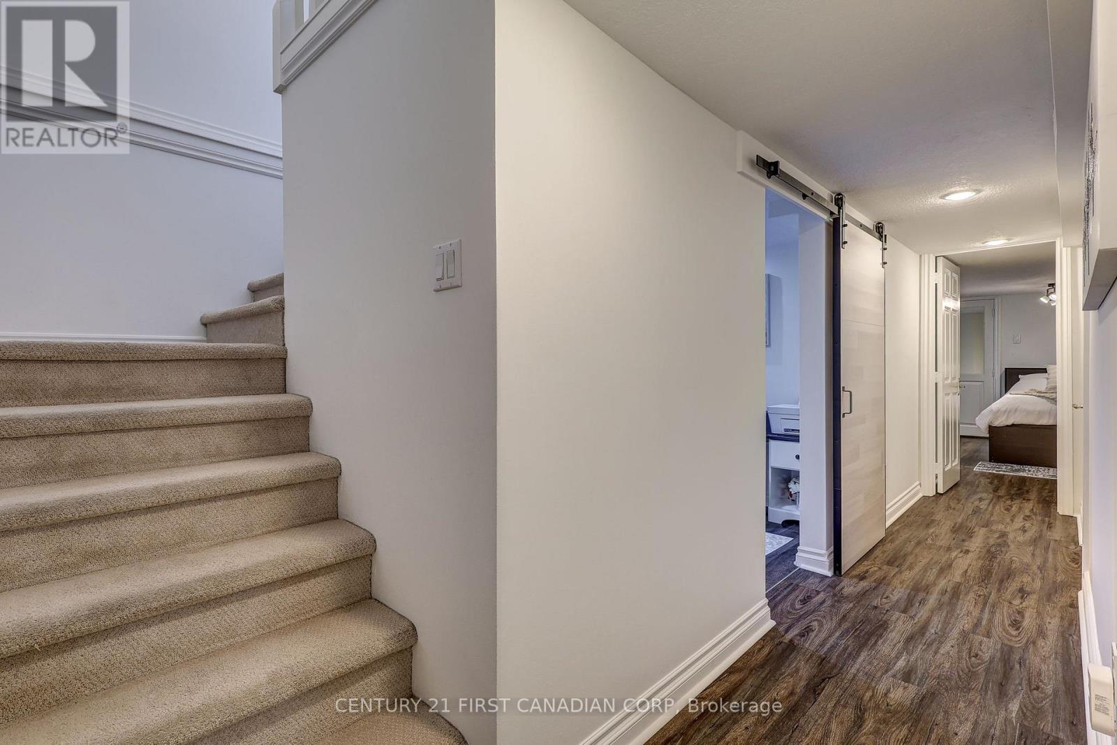 691 Emery Street E, London South, Ontario  N6C 2G3 - Photo 28 - X12955198