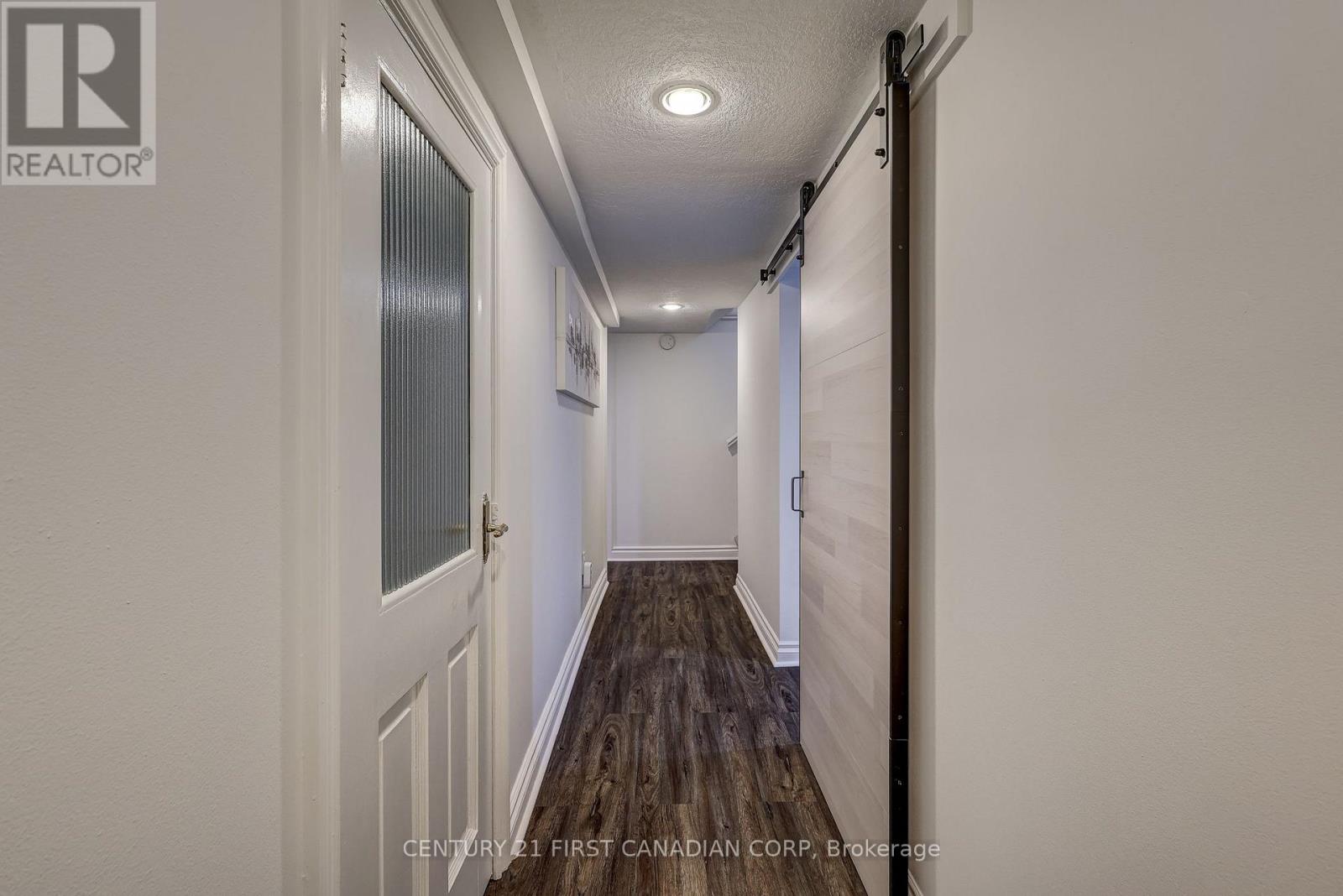 691 Emery Street E, London South, Ontario  N6C 2G3 - Photo 33 - X12955198