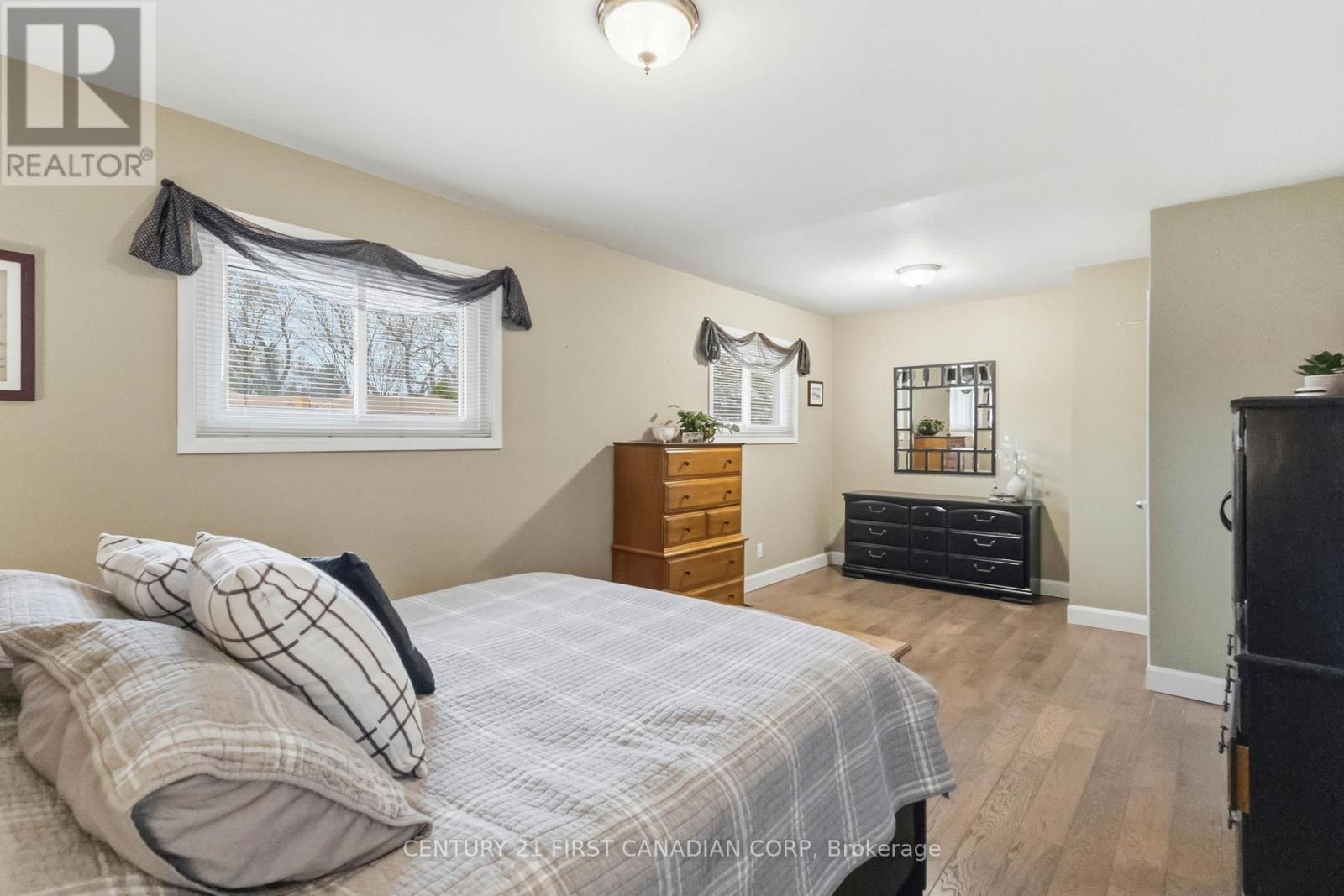 738 Inverness Avenue, London North, Ontario  N6H 3C9 - Photo 18 - X12955214