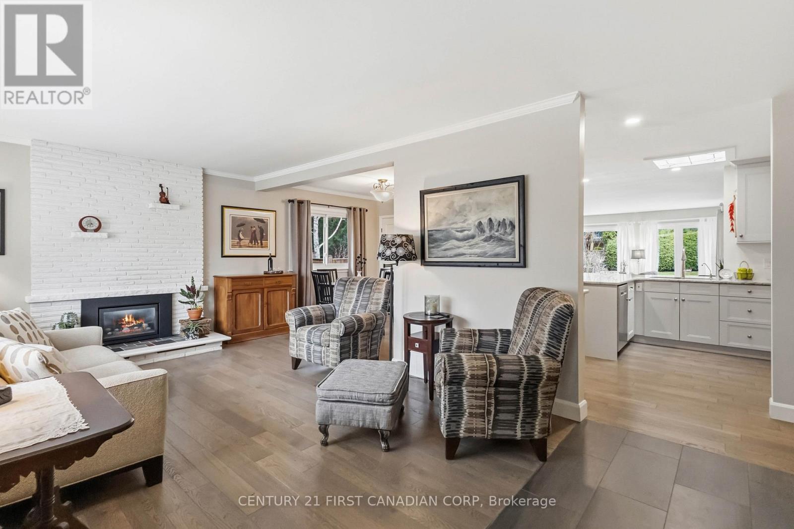 738 Inverness Avenue, London North, Ontario  N6H 3C9 - Photo 2 - X12955214