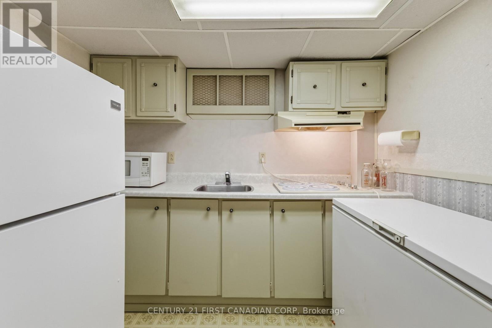 738 Inverness Avenue, London North, Ontario  N6H 3C9 - Photo 29 - X12955214