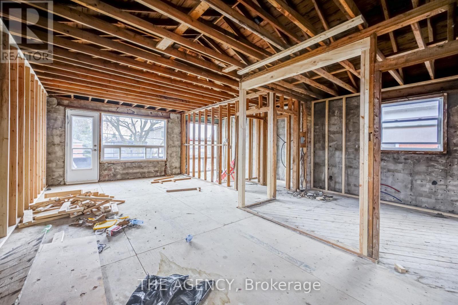 374 Atlas Avenue, Toronto, Ontario  M6C 3P9 - Photo 14 - C12955194