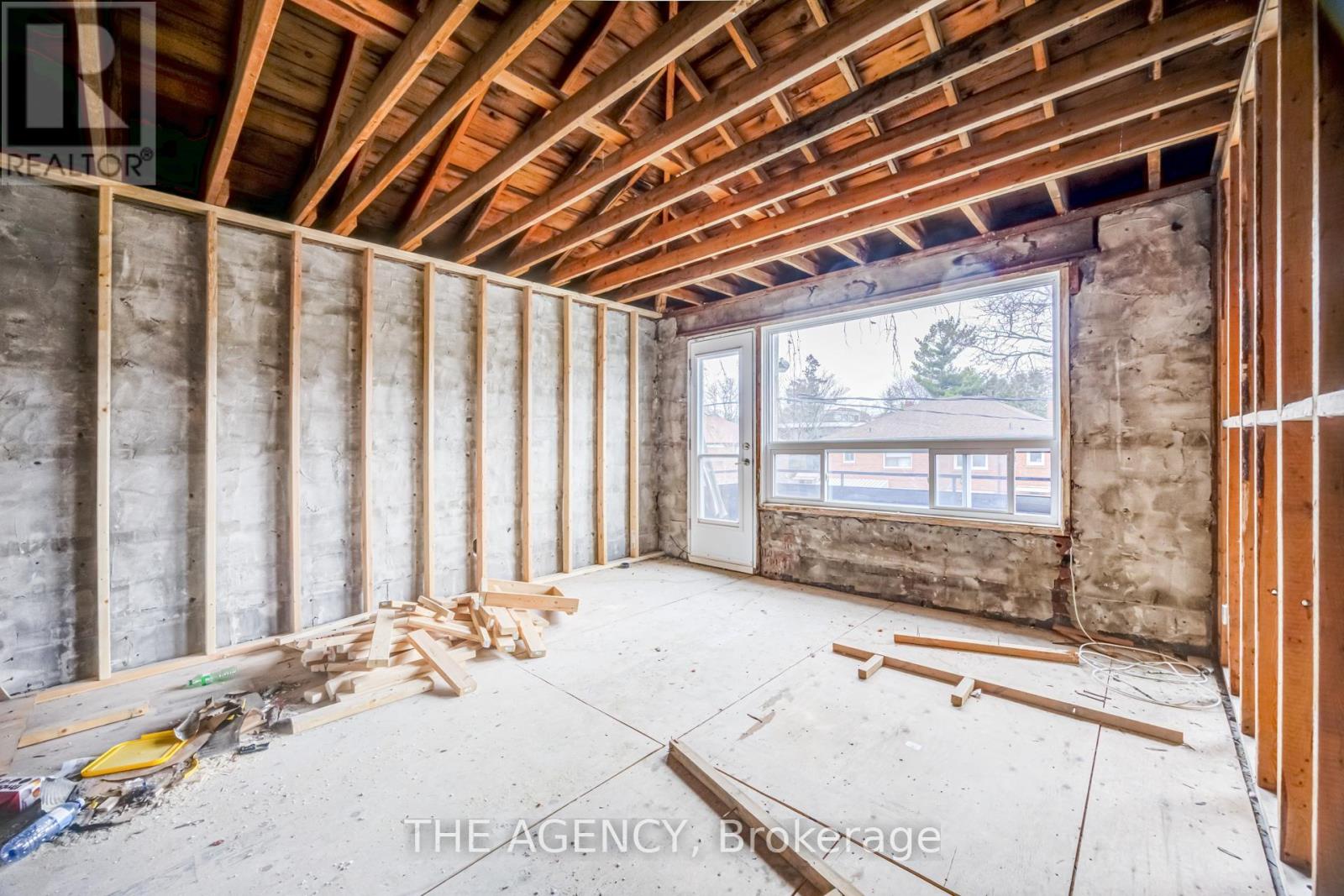 374 Atlas Avenue, Toronto, Ontario  M6C 3P9 - Photo 17 - C12955194