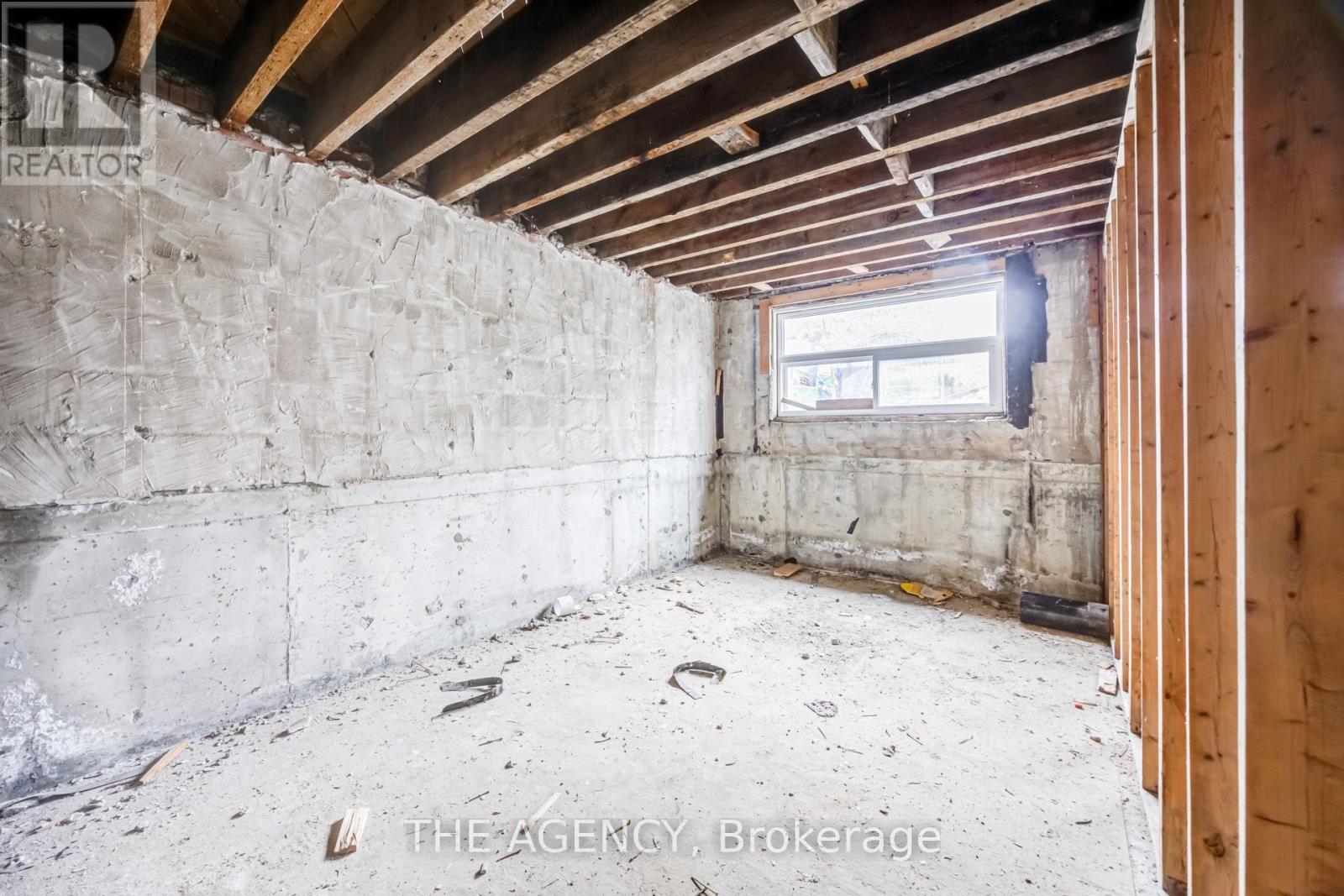 374 Atlas Avenue, Toronto, Ontario  M6C 3P9 - Photo 26 - C12955194