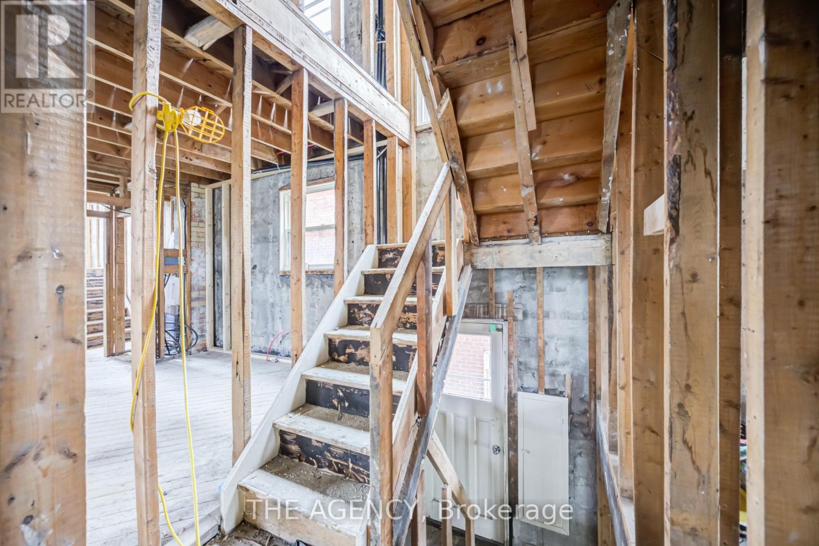 374 Atlas Avenue, Toronto, Ontario  M6C 3P9 - Photo 9 - C12955194