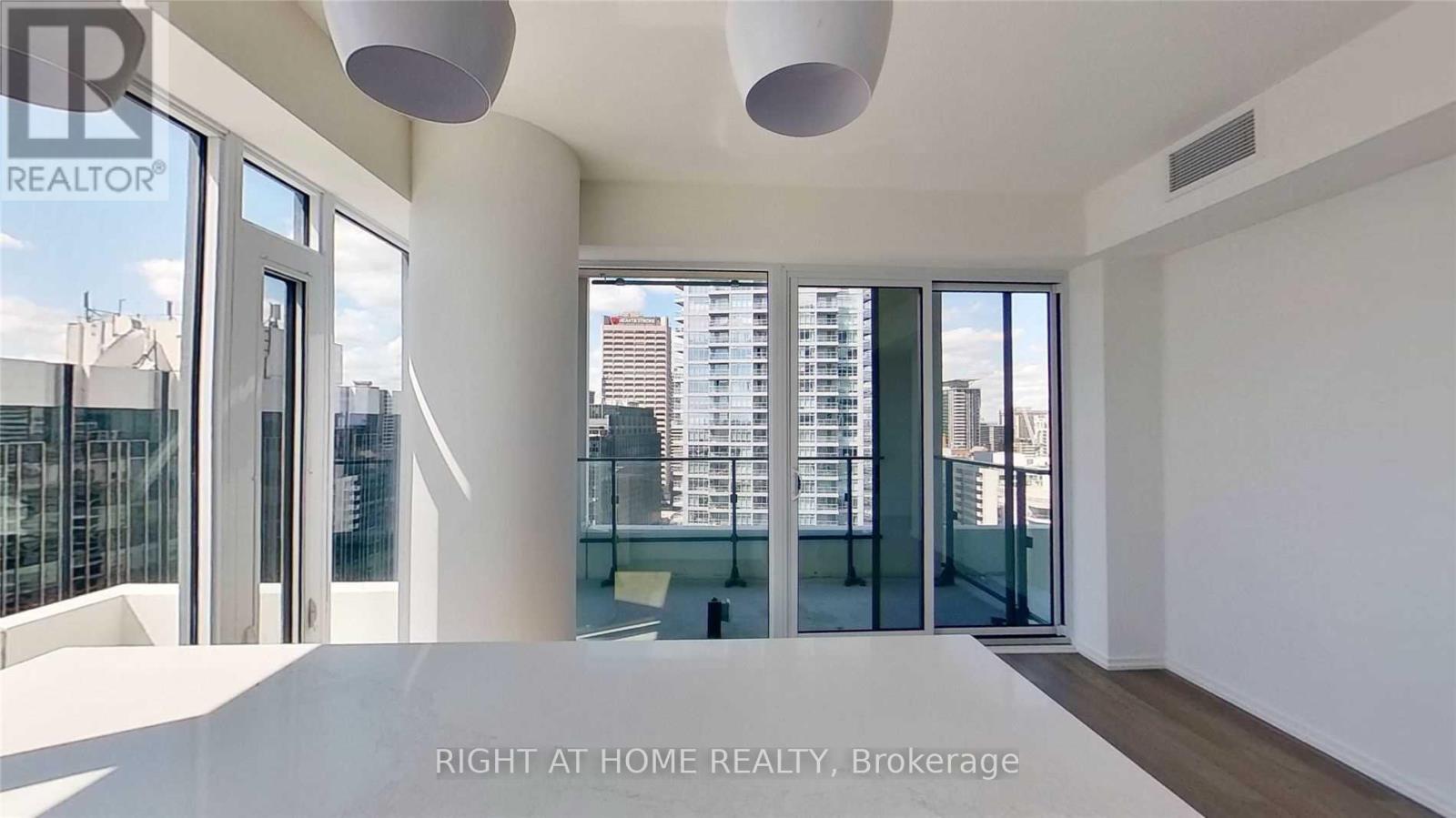 2511 - 5 Soudan Avenue, Toronto (Mount Pleasant West), Ontario  M4S 1V5 - Photo 5 - C12955208