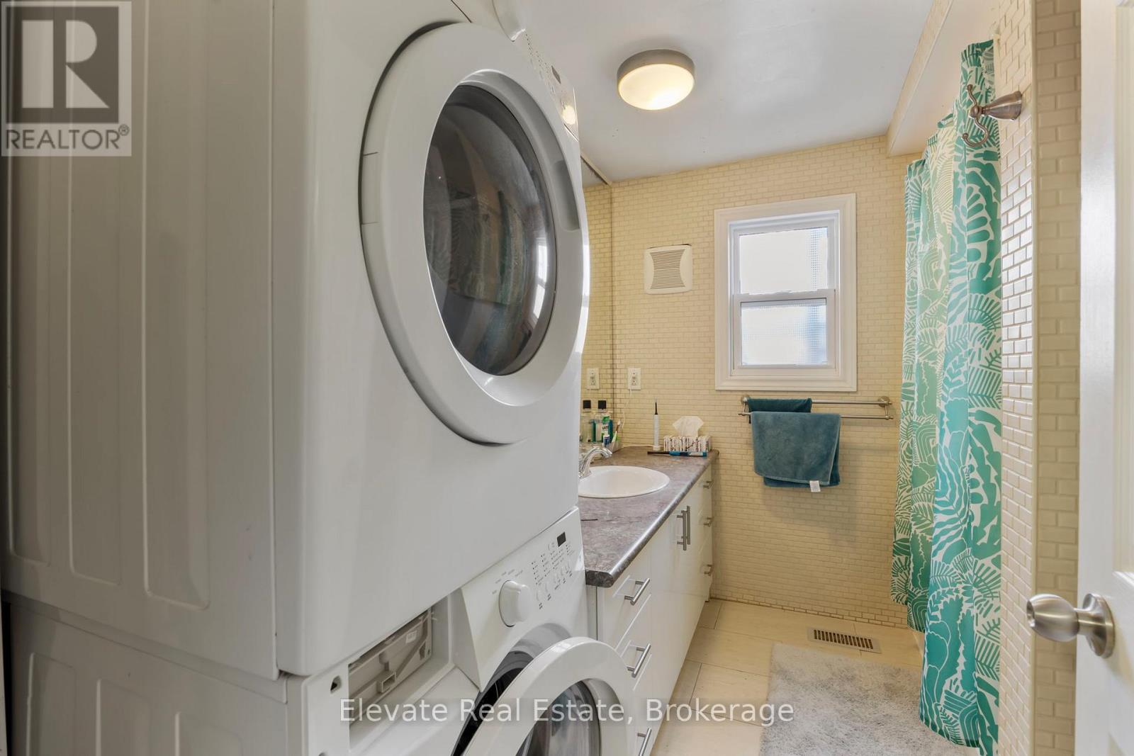 846 College Street, Toronto, Ontario  M6H 1A2 - Photo 34 - C12955218