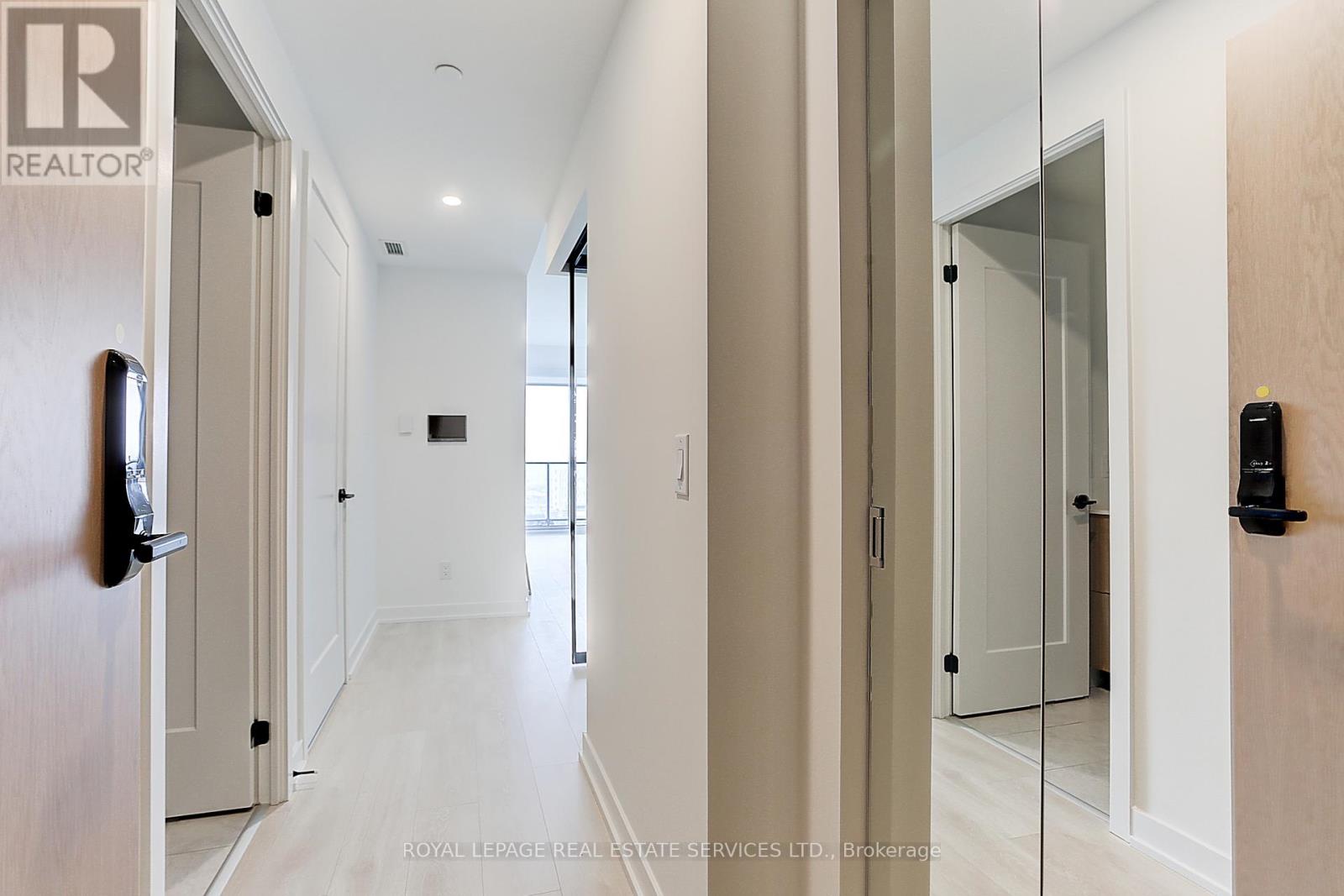 3304 - 5 Defries Street, Toronto, Ontario  M5A 0W7 - Photo 21 - C12955226