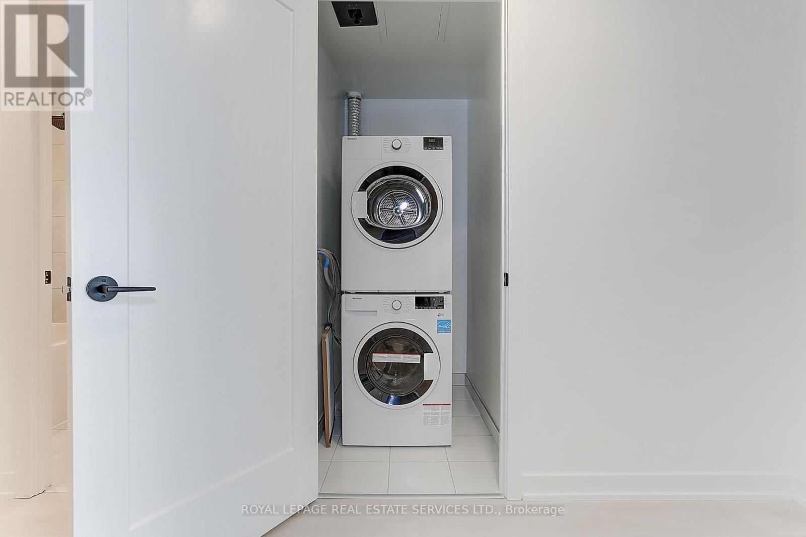 3304 - 5 Defries Street, Toronto, Ontario  M5A 0W7 - Photo 45 - C12955226