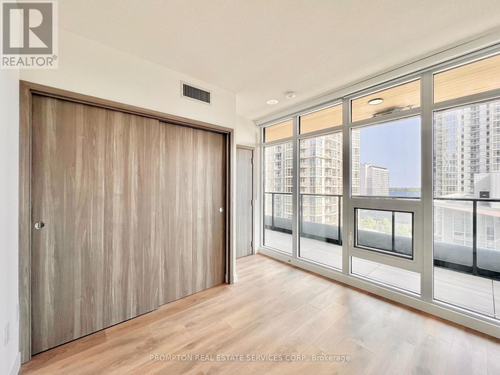 920 - 3 Concord Cityplace Way, Toronto, Ontario  M5V 0X4 - Photo 16 - C12955248