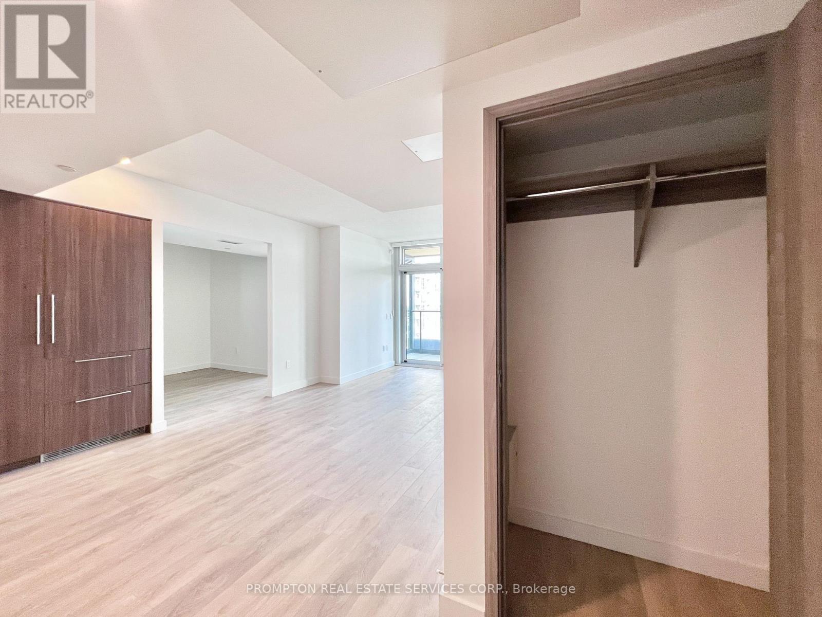 920 - 3 Concord Cityplace Way, Toronto, Ontario  M5V 0X4 - Photo 33 - C12955248