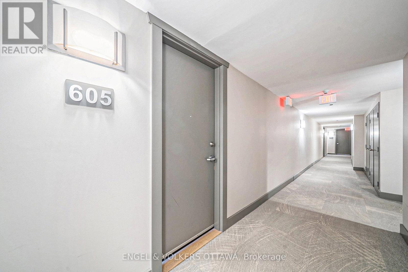 605 - 7 Marquette Avenue, Ottawa, Ontario  K1L 8A7 - Photo 12 - X12955260