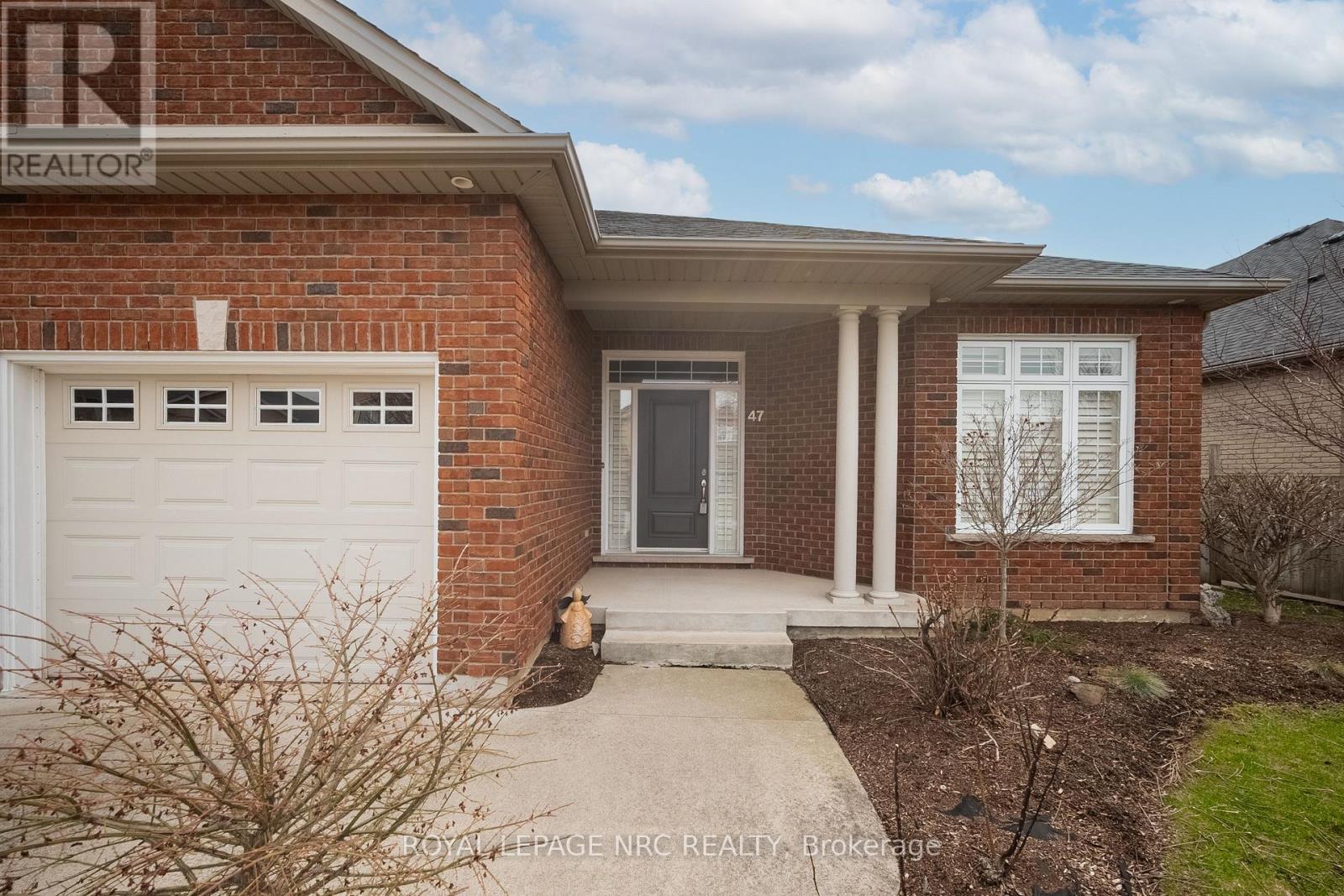 47 Countryside Drive, St. Catharines, Ontario  L2W 1C4 - Photo 3 - X12955238