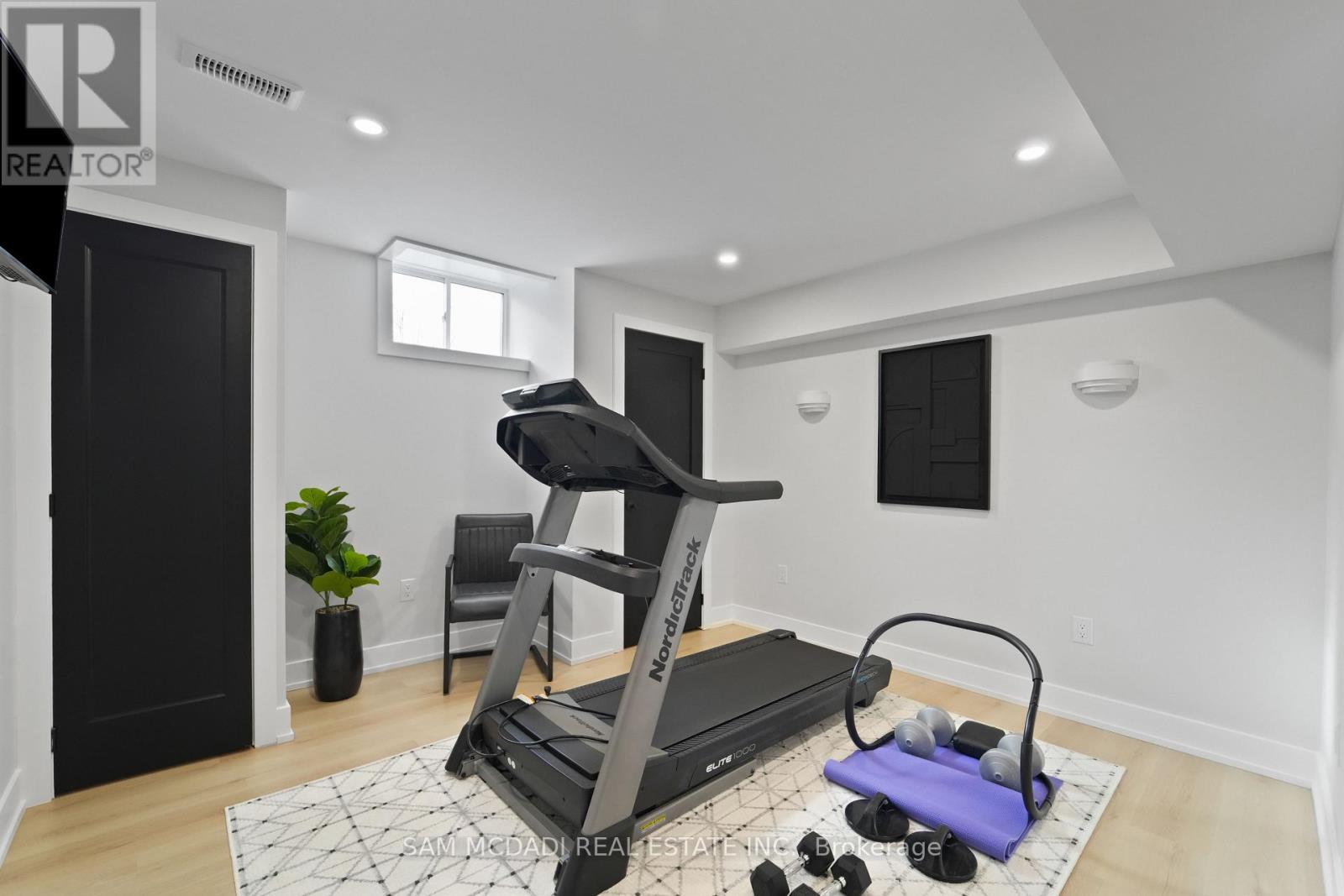 39 Mckeown Street, Essa, Ontario  L0L 2N0 - Photo 47 - N12955164