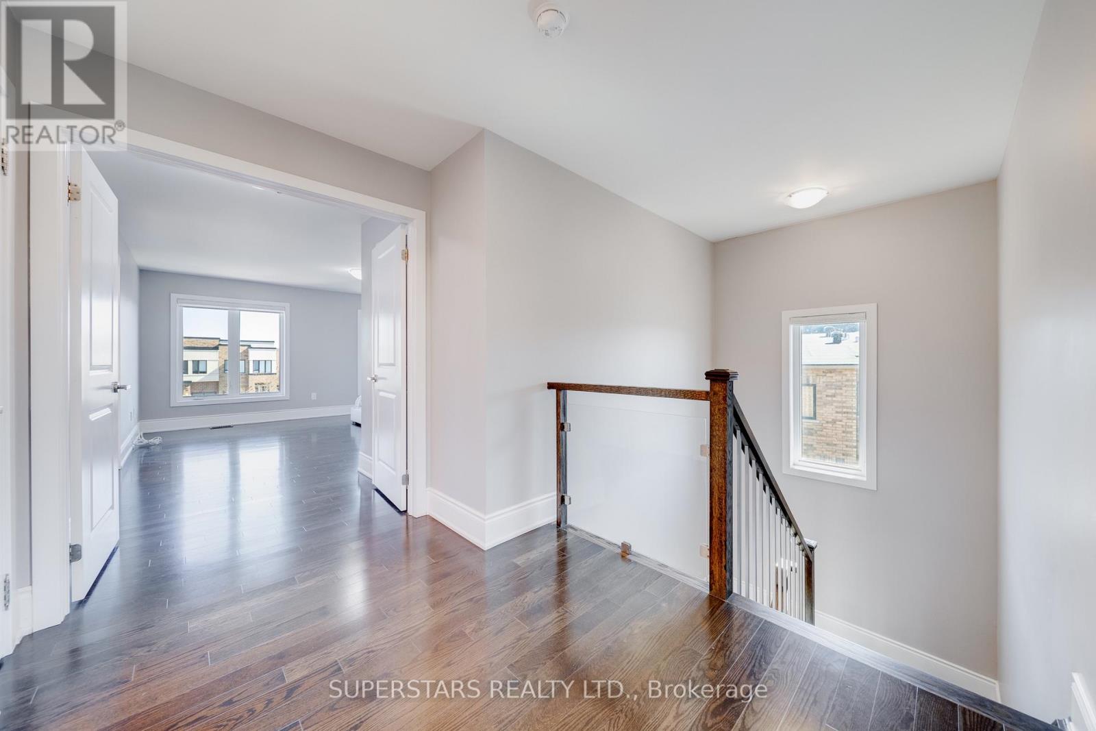 19 Helliwell Crescent, Richmond Hill, Ontario  L4E 1C8 - Photo 15 - N12955236