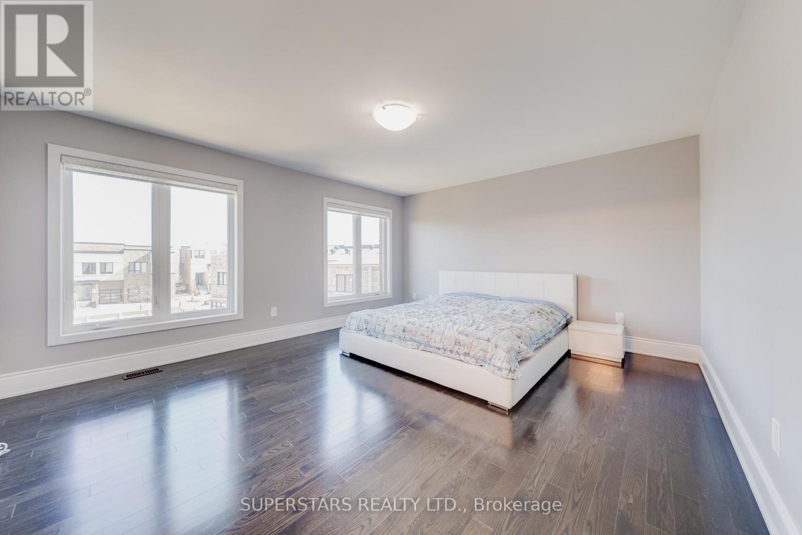 19 Helliwell Crescent, Richmond Hill, Ontario  L4E 1C8 - Photo 16 - N12955236