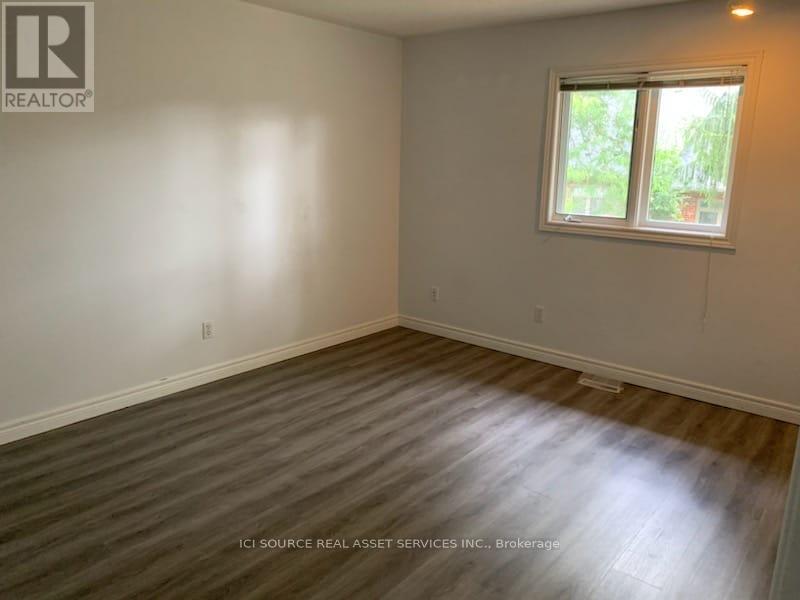 7 - 410 Ambleside Drive, London North, Ontario  N6G 4Y7 - Photo 8 - X12825866