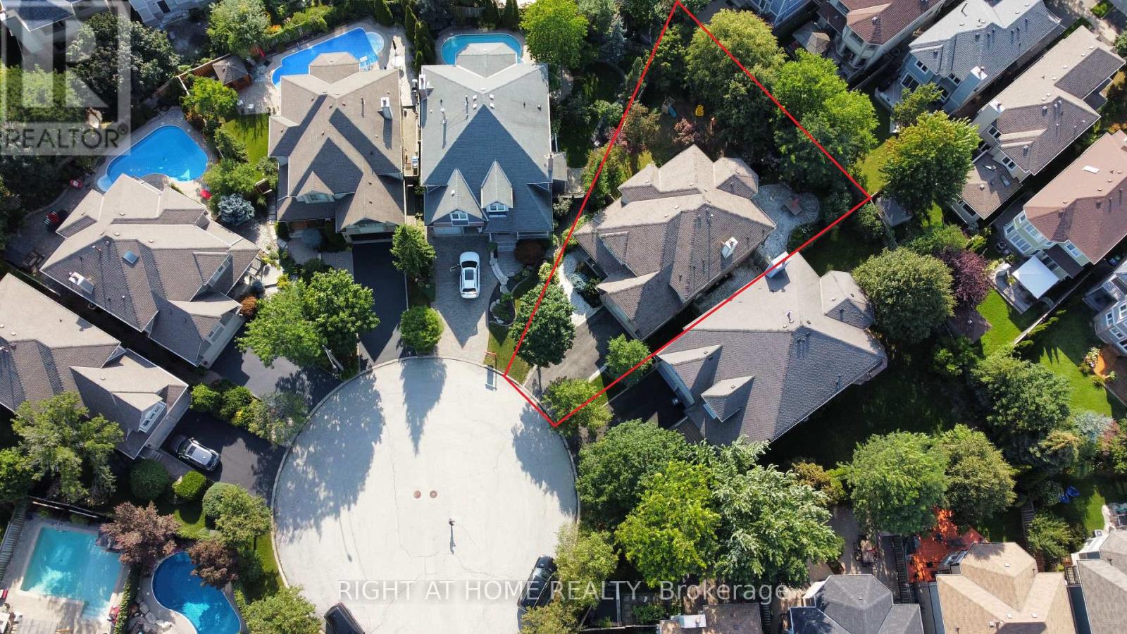 2623 CHARLOTTE COURT, Mississauga, Ontario