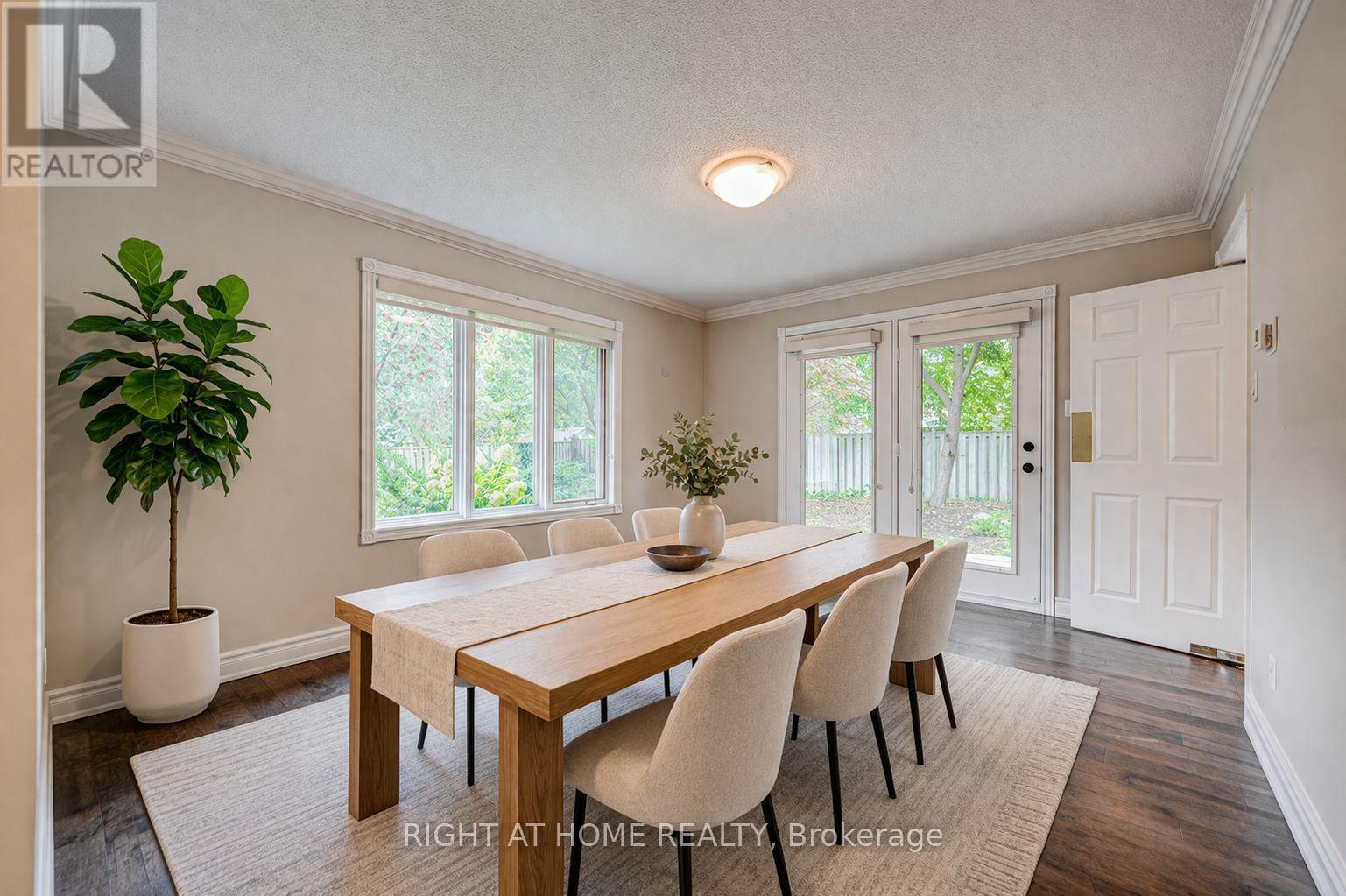 2623 Charlotte Court, Mississauga, Ontario  L5M 5E6 - Photo 11 - W12955162