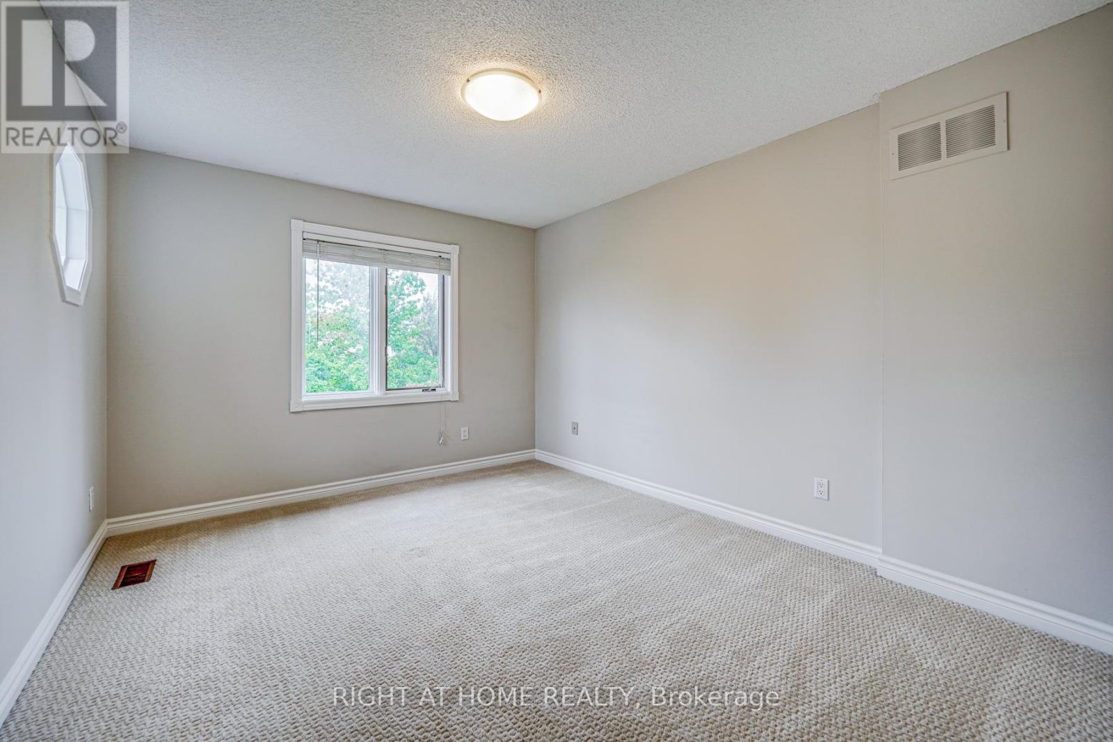 2623 Charlotte Court, Mississauga, Ontario  L5M 5E6 - Photo 26 - W12955162