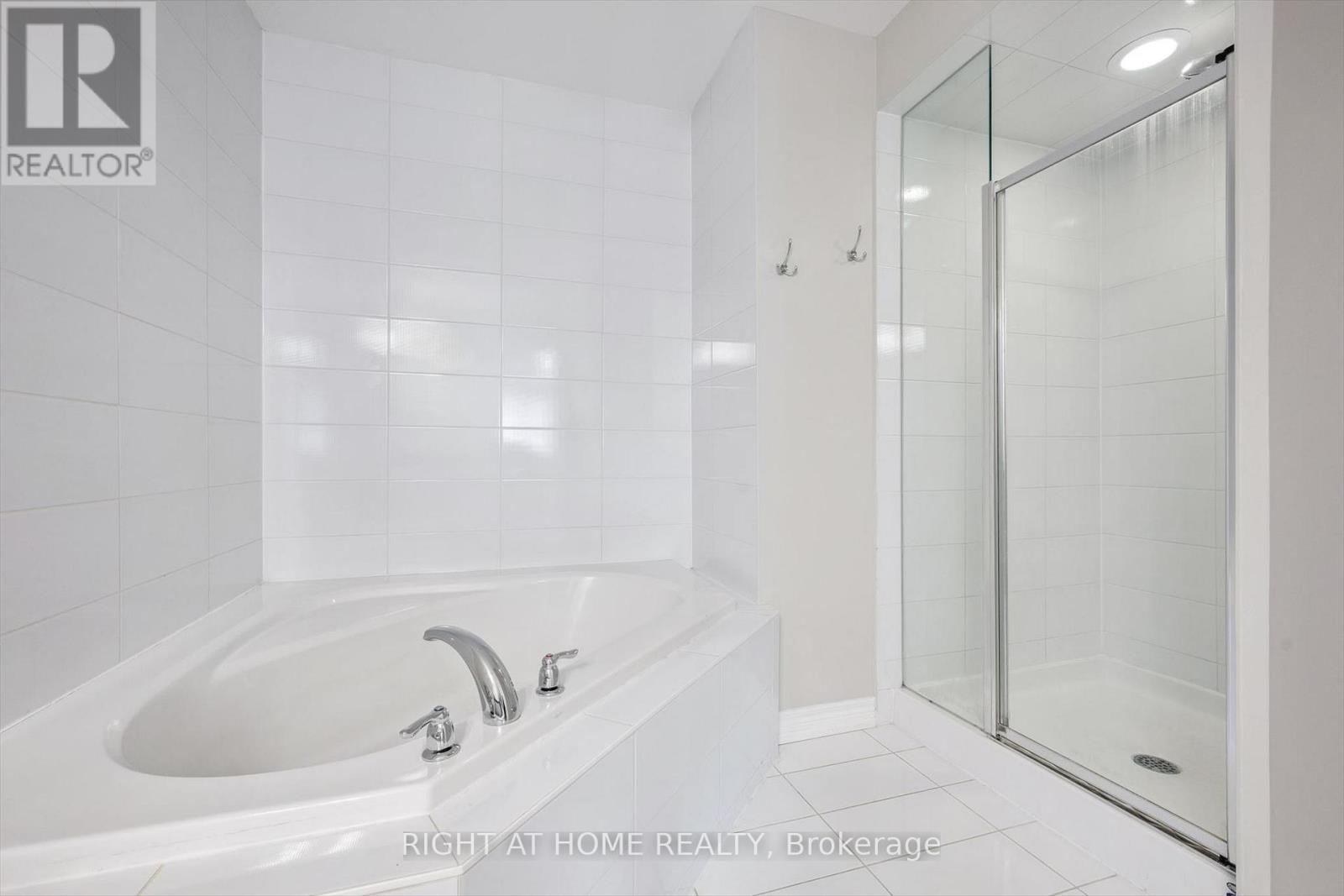 3 Antoine Street, Brampton, Ontario  L7A 0G4 - Photo 21 - W12955192