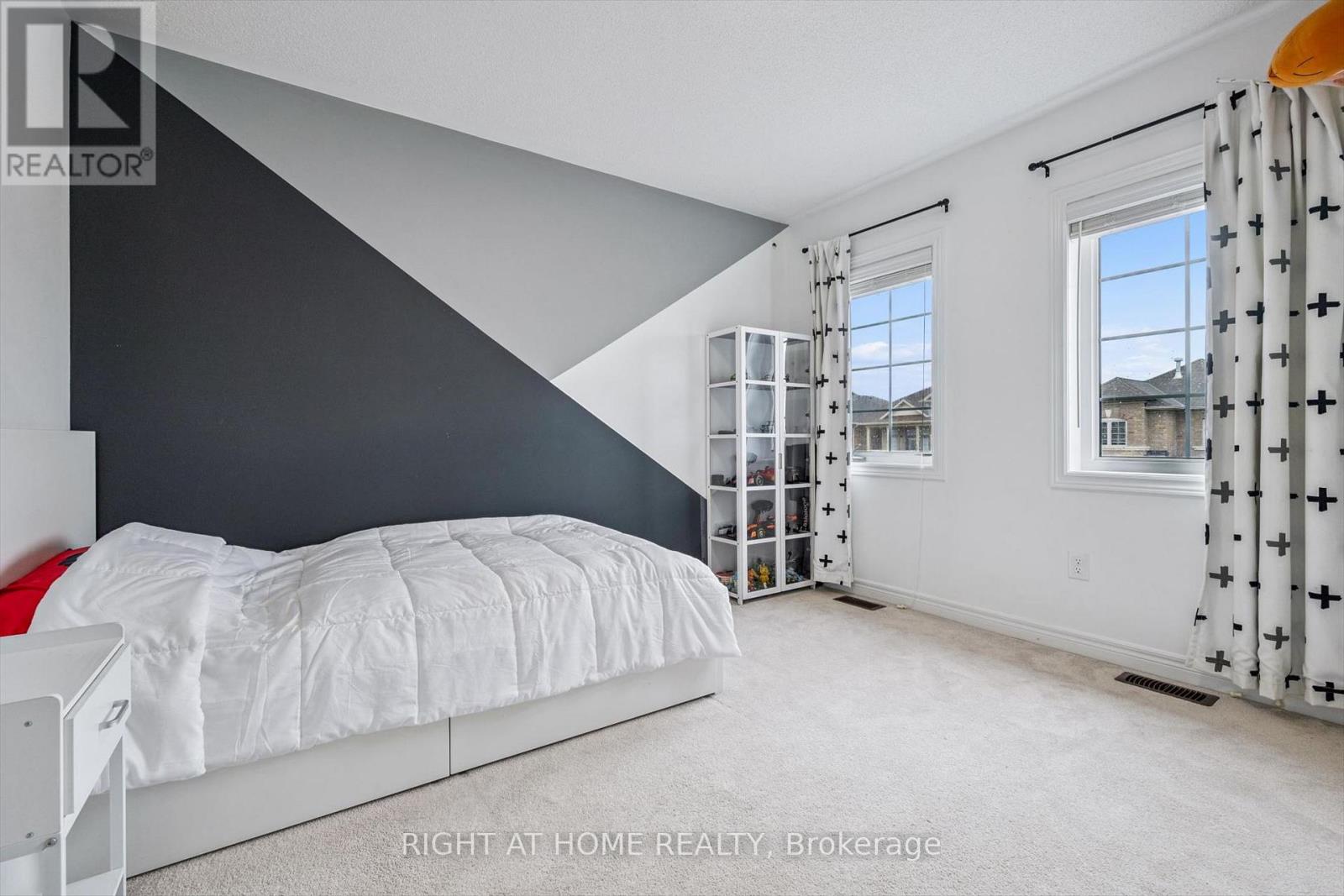 3 Antoine Street, Brampton, Ontario  L7A 0G4 - Photo 25 - W12955192