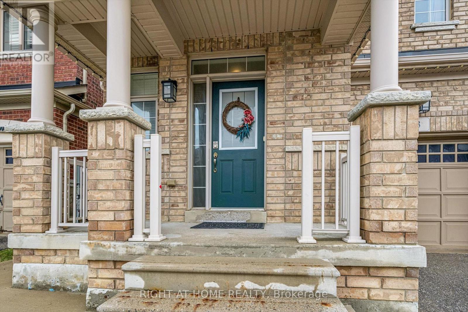 3 Antoine Street, Brampton, Ontario  L7A 0G4 - Photo 4 - W12955192