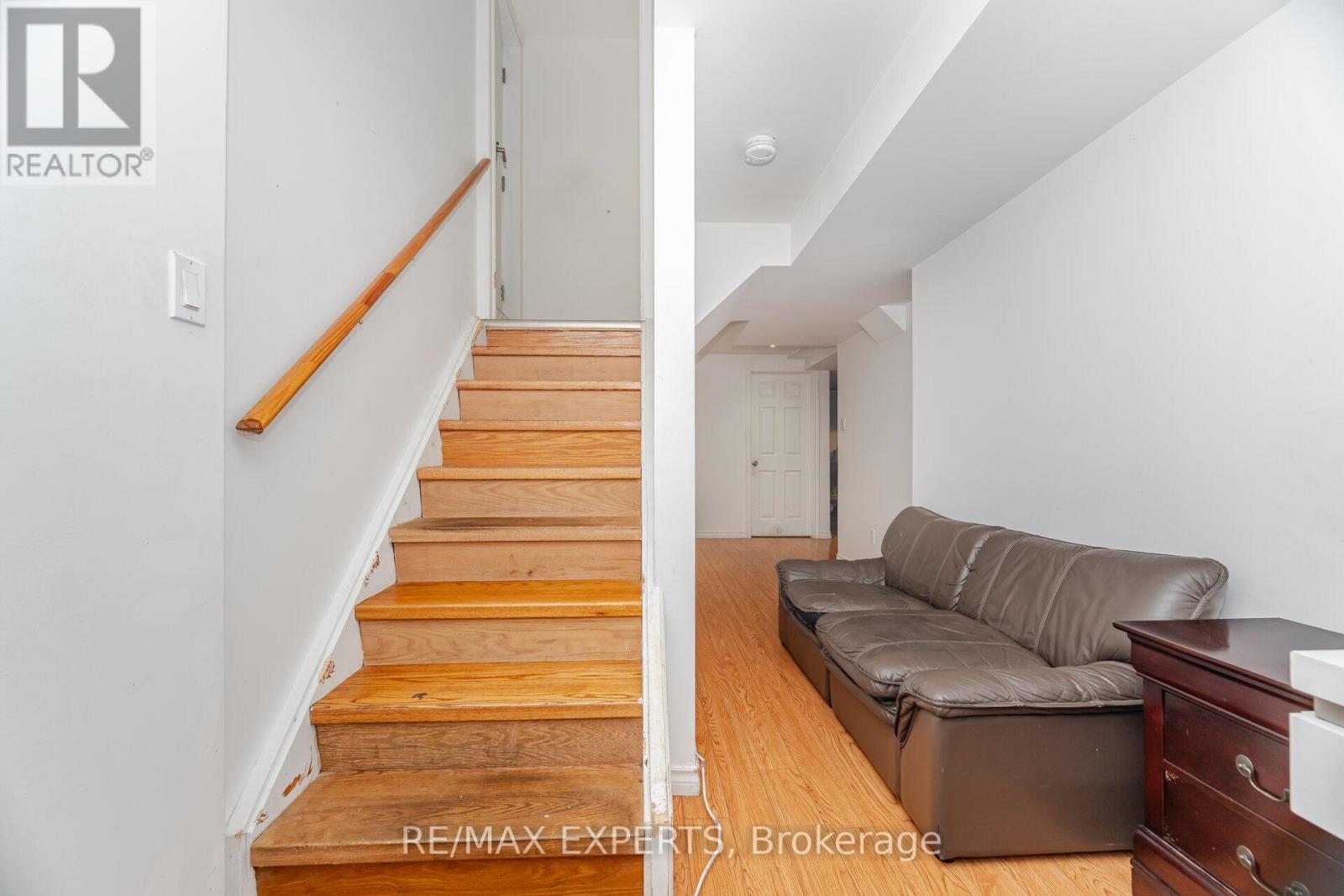 82 Twin Pines Crescent, Brampton, Ontario  L7A 1M8 - Photo 15 - W12955204