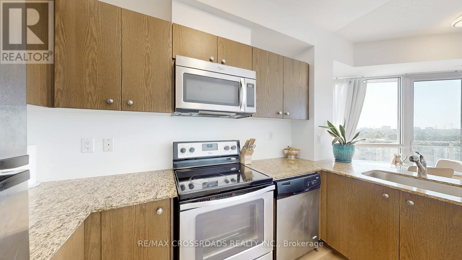 810 - 5101 Dundas Street W, Toronto, Ontario  M9A 1C1 - Photo 12 - W12955212